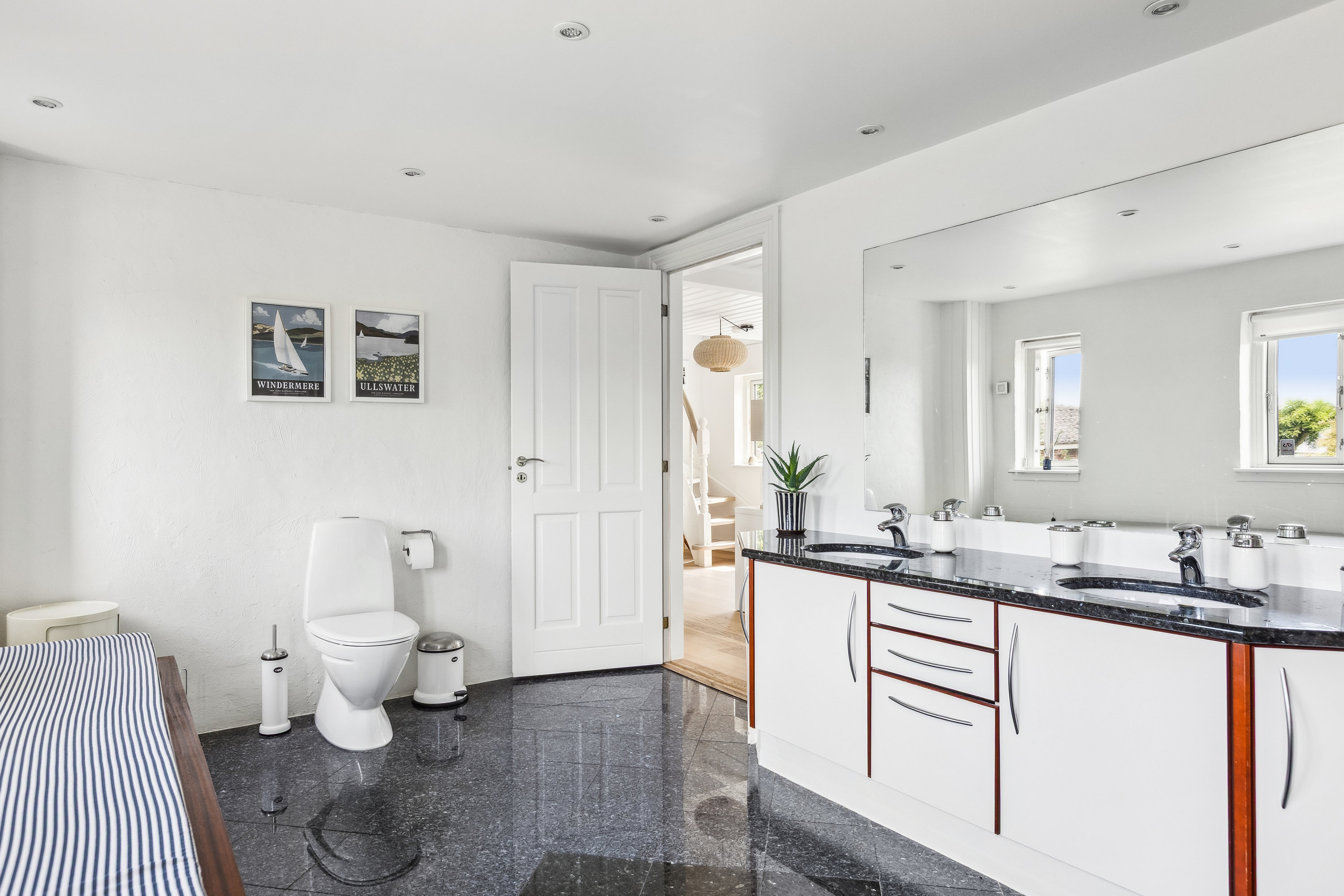 Fremhævet badeværelse billede i fuldskærmstilstand. Billede af Bjernemarksvej 36, Tåsinge, 5700 Svendborg