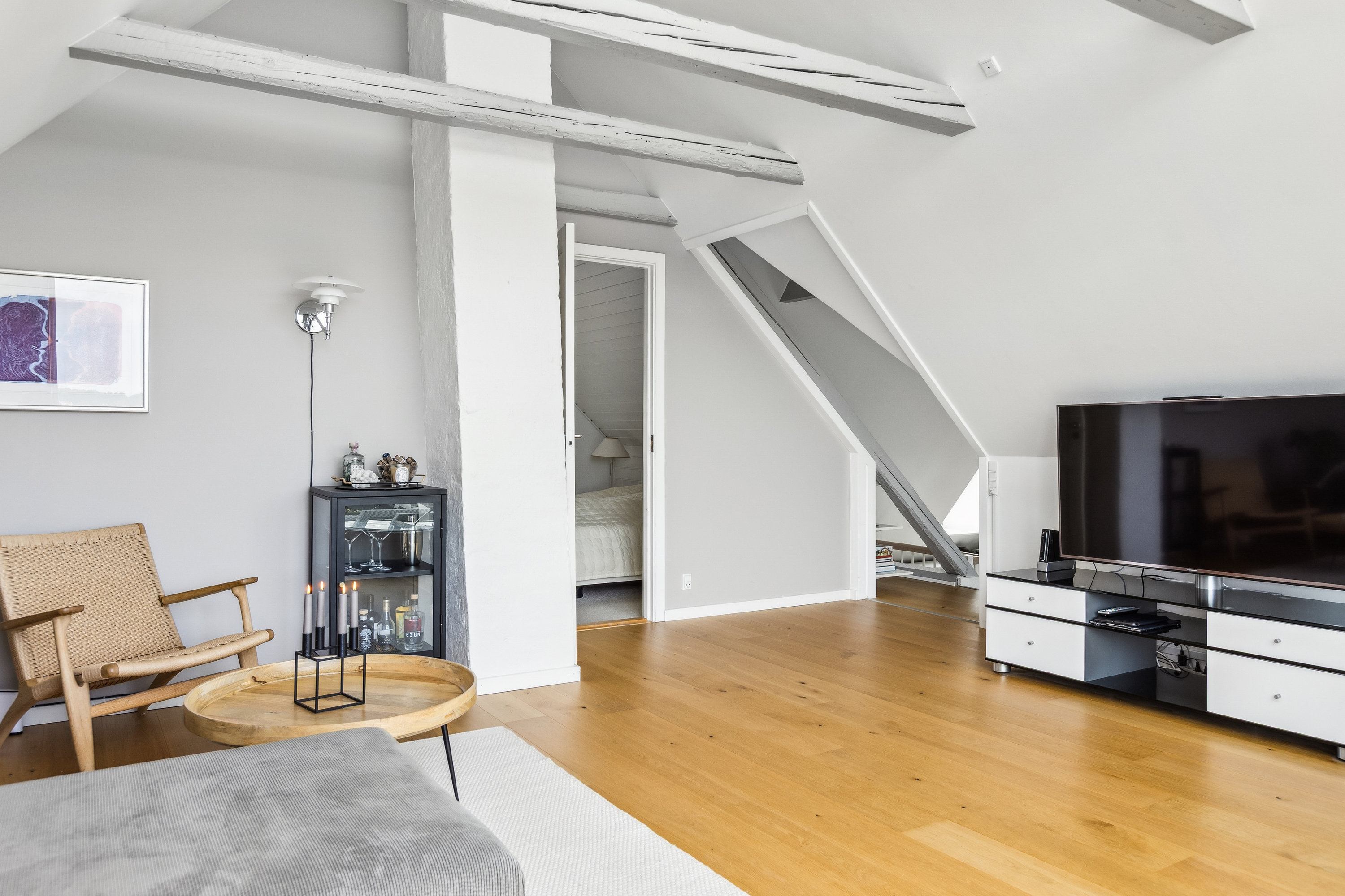 Fremhævet stue billede i fuldskærmstilstand. Billede af Bjernemarksvej 36, Tåsinge, 5700 Svendborg