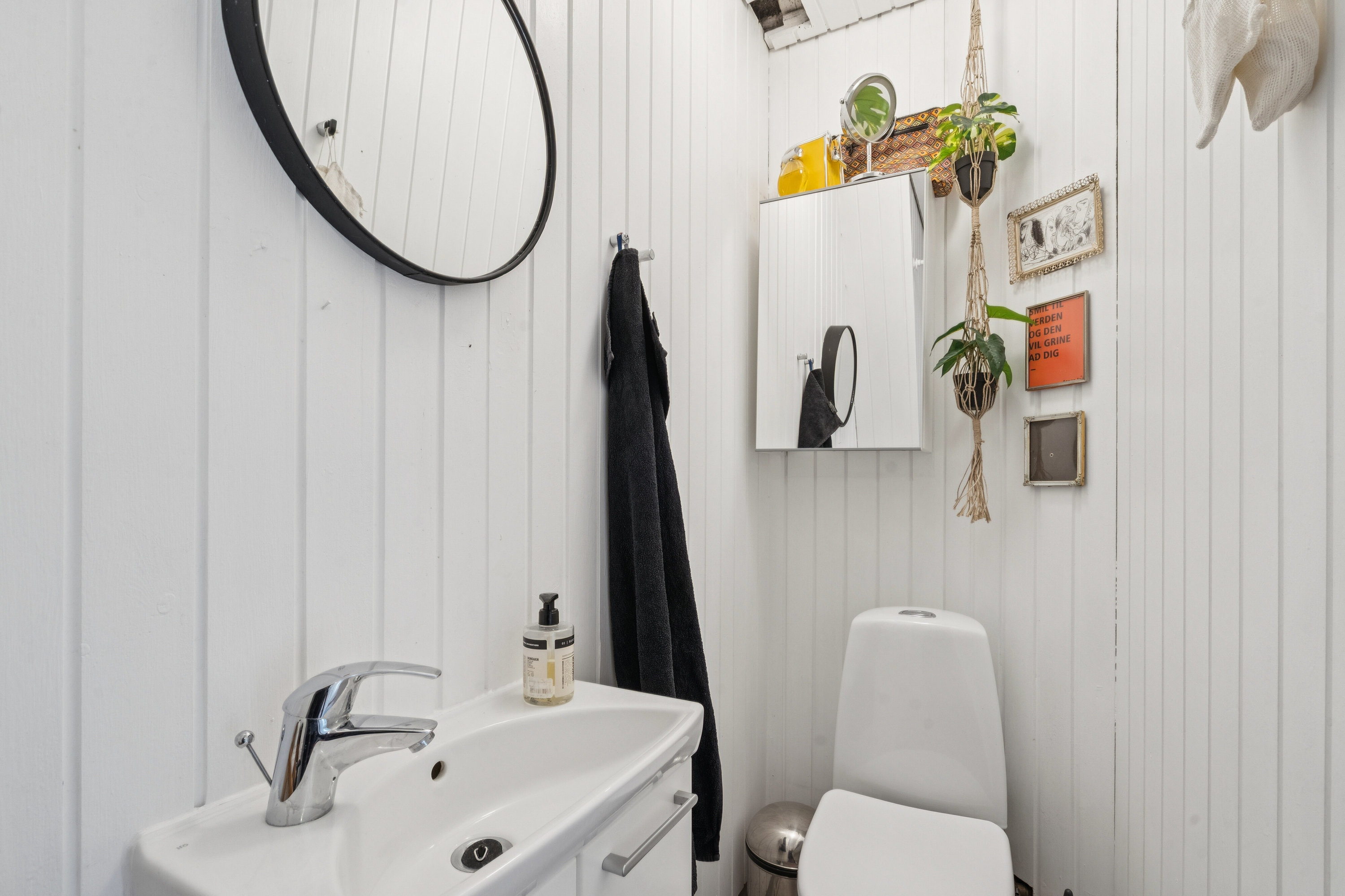 Fremhævet badeværelse billede i fuldskærmstilstand. Billede af Silkeborgvej 196, 3. th., 8000 Aarhus C