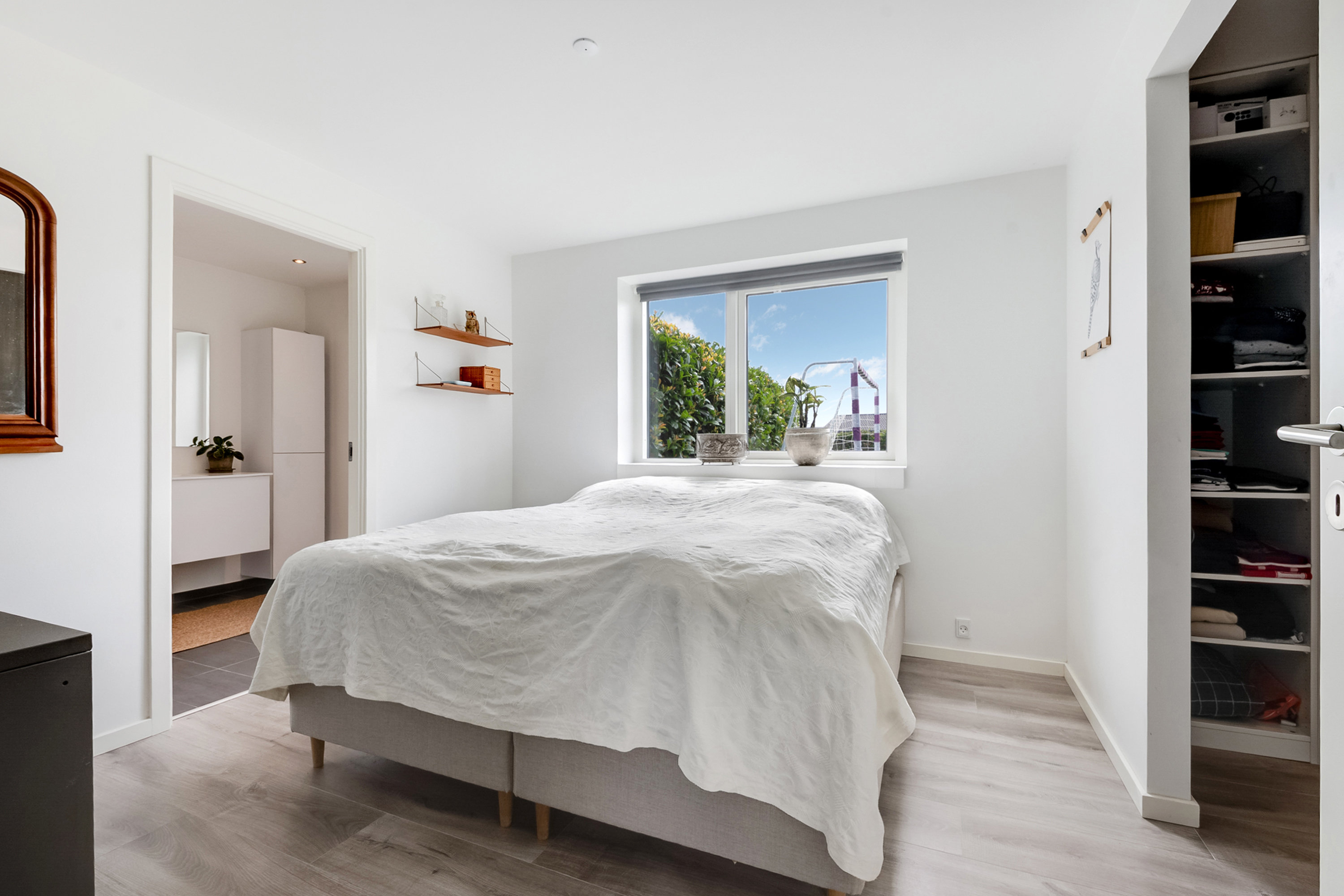 Fremhævet soveværelse billede i fuldskærmstilstand. Billede af Løbegangen 89, 5800 Nyborg