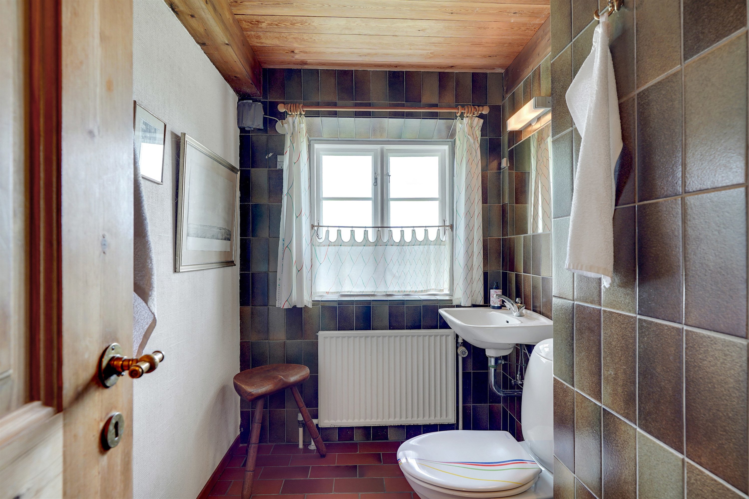 Fremhævet badeværelse billede i fuldskærmstilstand. Billede af Digevej 13, Sønderho, 6720 Fanø