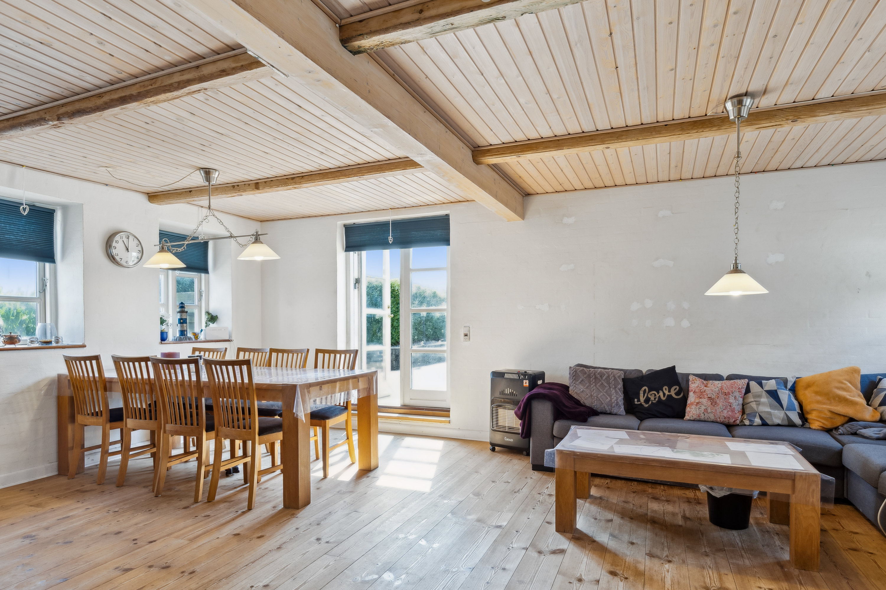 Fremhævet stue billede i fuldskærmstilstand. Billede af Grønhøjvej 49, Hatting, 8700 Horsens