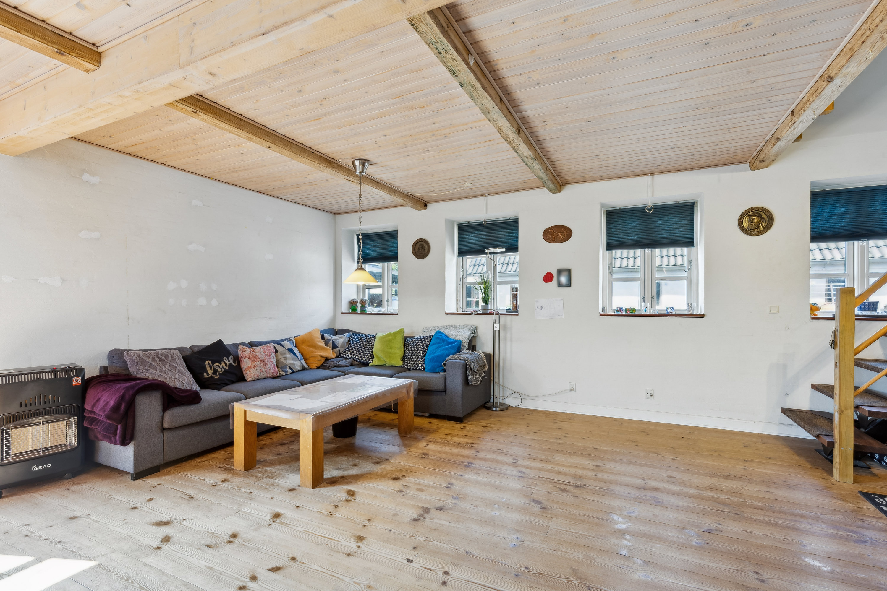 Fremhævet stue billede i fuldskærmstilstand. Billede af Grønhøjvej 49, Hatting, 8700 Horsens