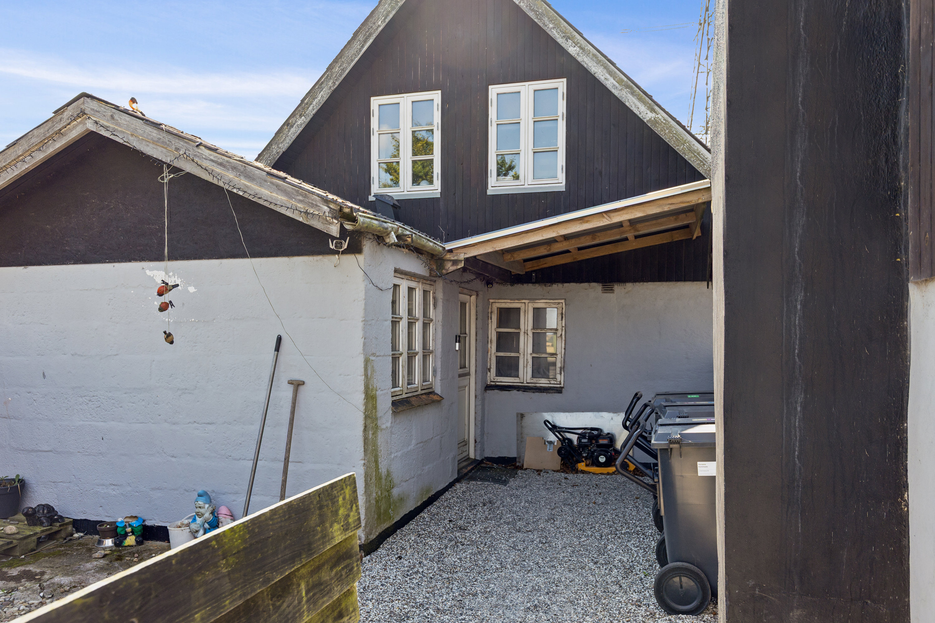 Fremhævet indgangsparti billede i fuldskærmstilstand. Billede af Grønhøjvej 49, Hatting, 8700 Horsens