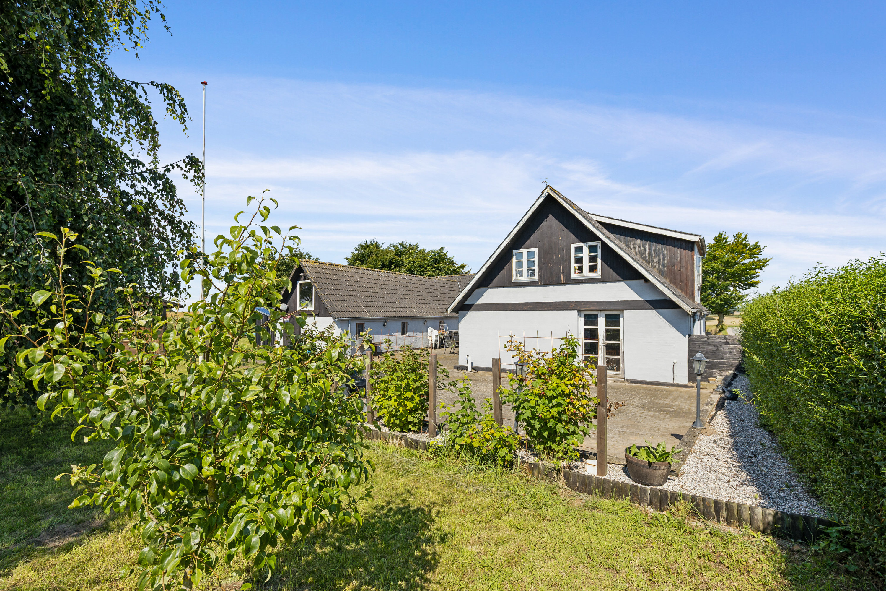 Fremhævet ejendommen fra haven billede i fuldskærmstilstand. Billede af Grønhøjvej 49, Hatting, 8700 Horsens