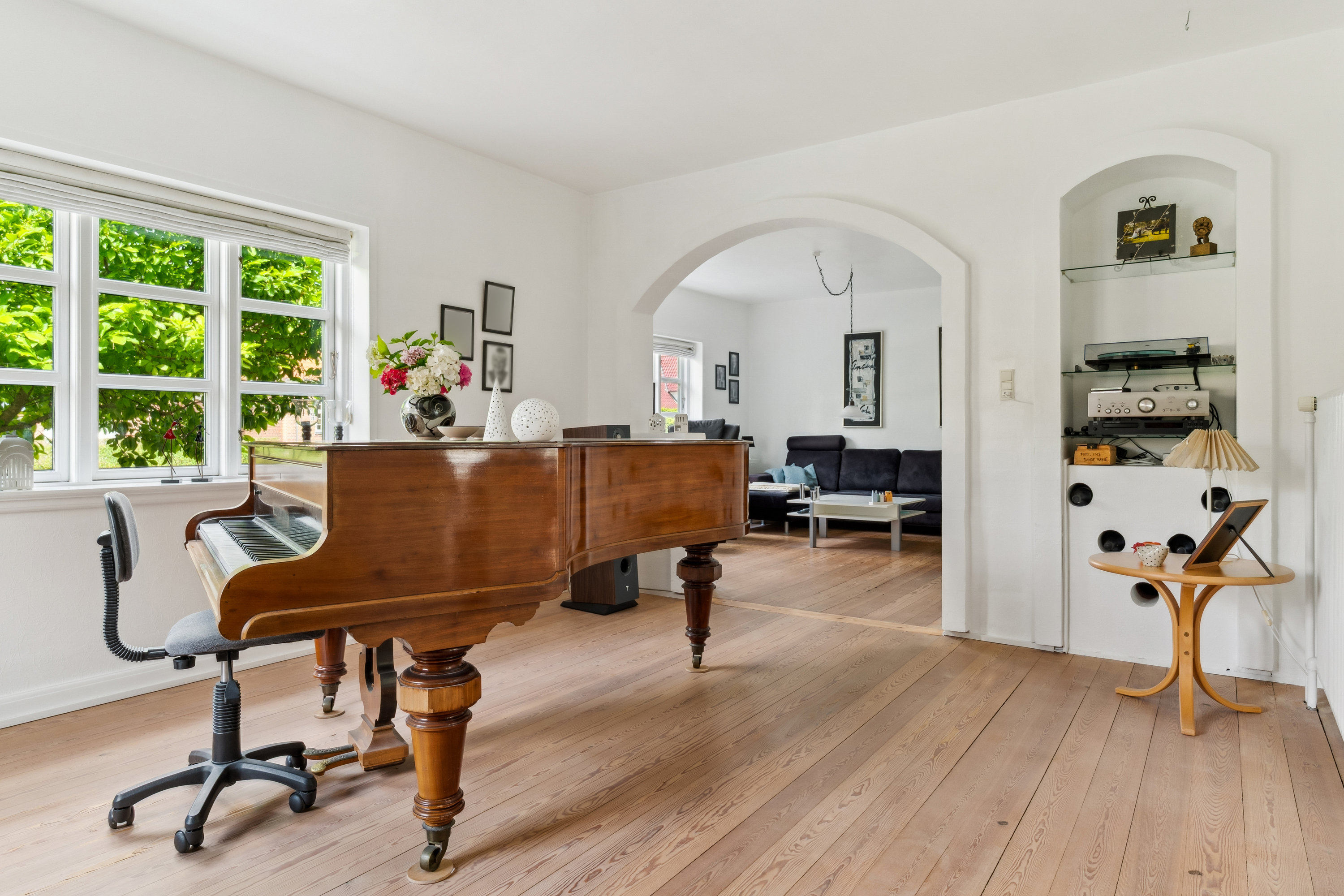 Fremhævet stue billede i fuldskærmstilstand. Billede af Nyborgvej 5, 5772 Kværndrup