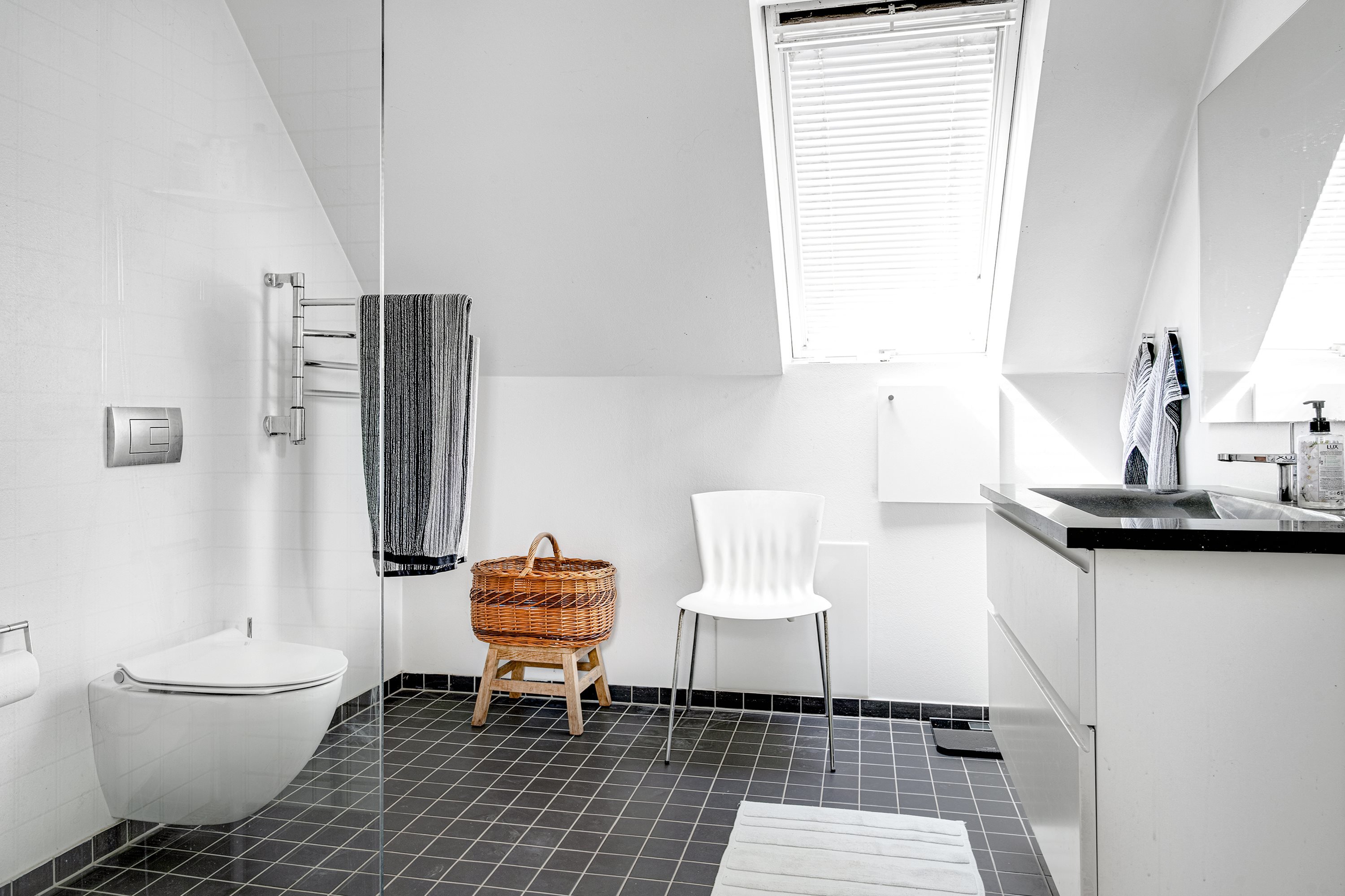 Fremhævet  billede i fuldskærmstilstand. Billede af Hannenovvej 13, Tåderup, 4800 Nykøbing F