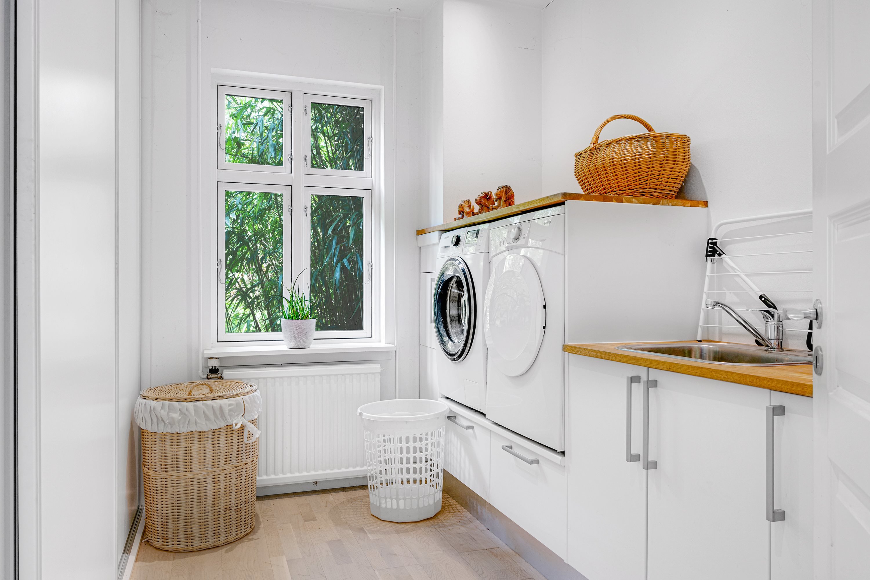 Fremhævet  billede i fuldskærmstilstand. Billede af Hannenovvej 13, Tåderup, 4800 Nykøbing F