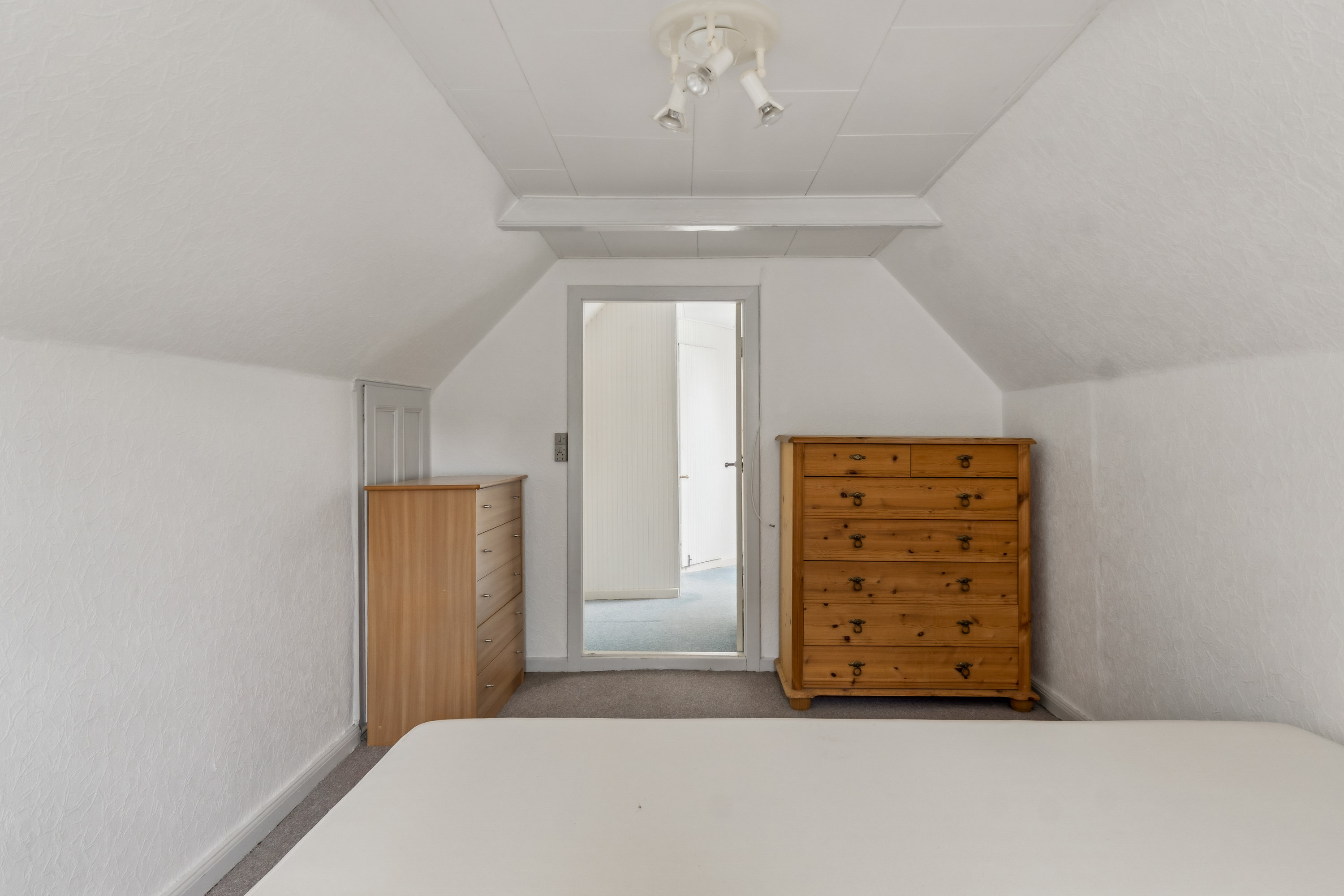 Fremhævet værelse billede i fuldskærmstilstand. Billede af Søbakkevej 13, 5985 Søby Ærø