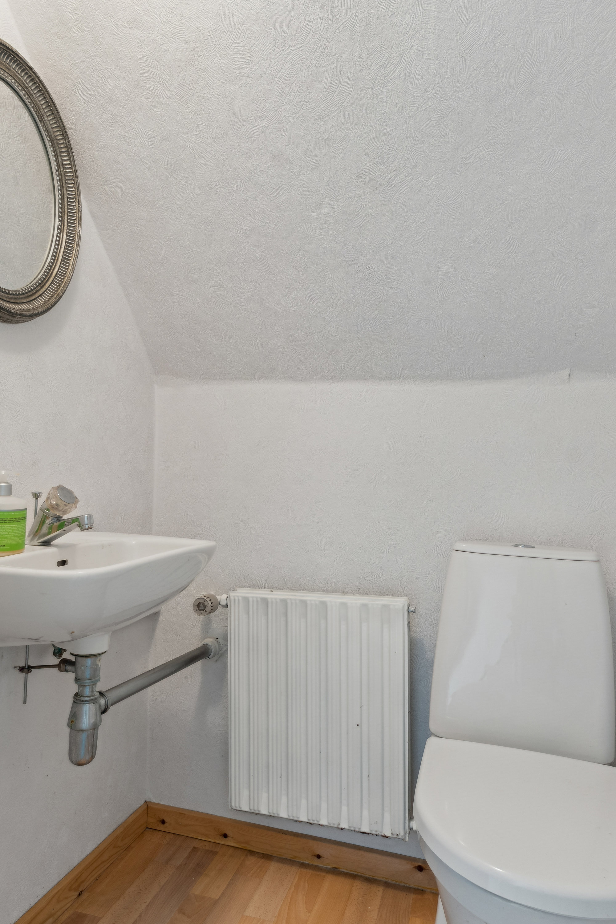 Fremhævet badeværelse billede i fuldskærmstilstand. Billede af Søbakkevej 13, 5985 Søby Ærø