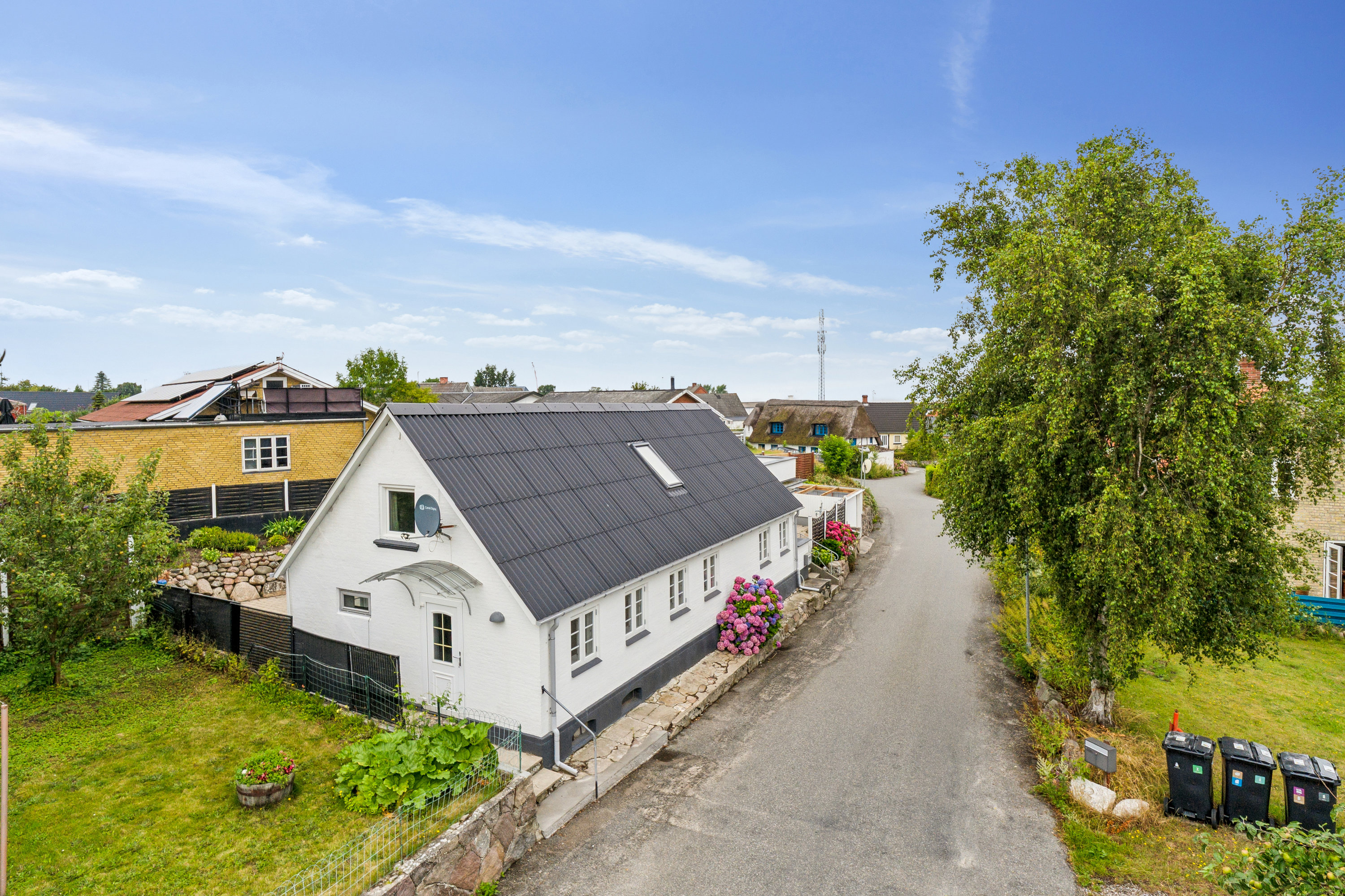 Fremhævet luftfoto billede i fuldskærmstilstand. Billede af Søbakkevej 13, 5985 Søby Ærø