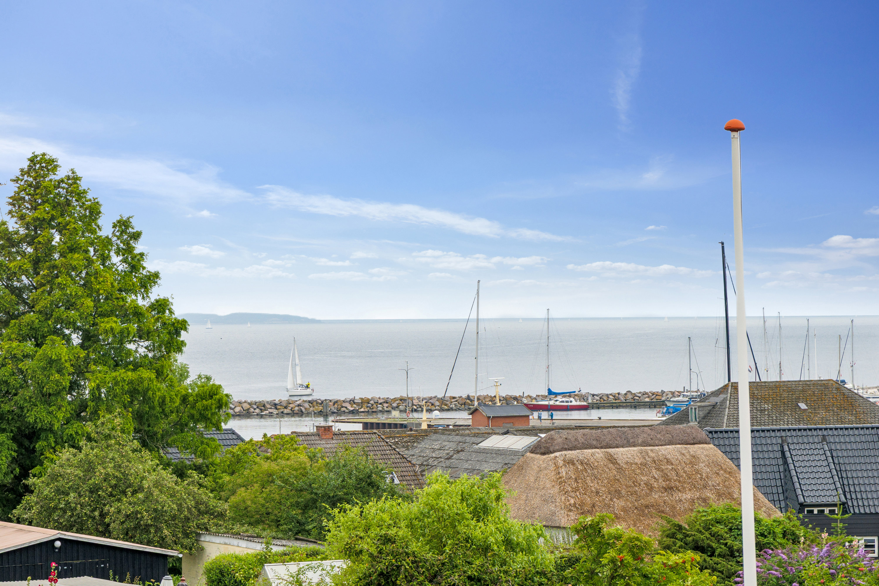 Miniaturebillede 2: udsigt. Billede af Søbakkevej 13, 5985 Søby Ærø