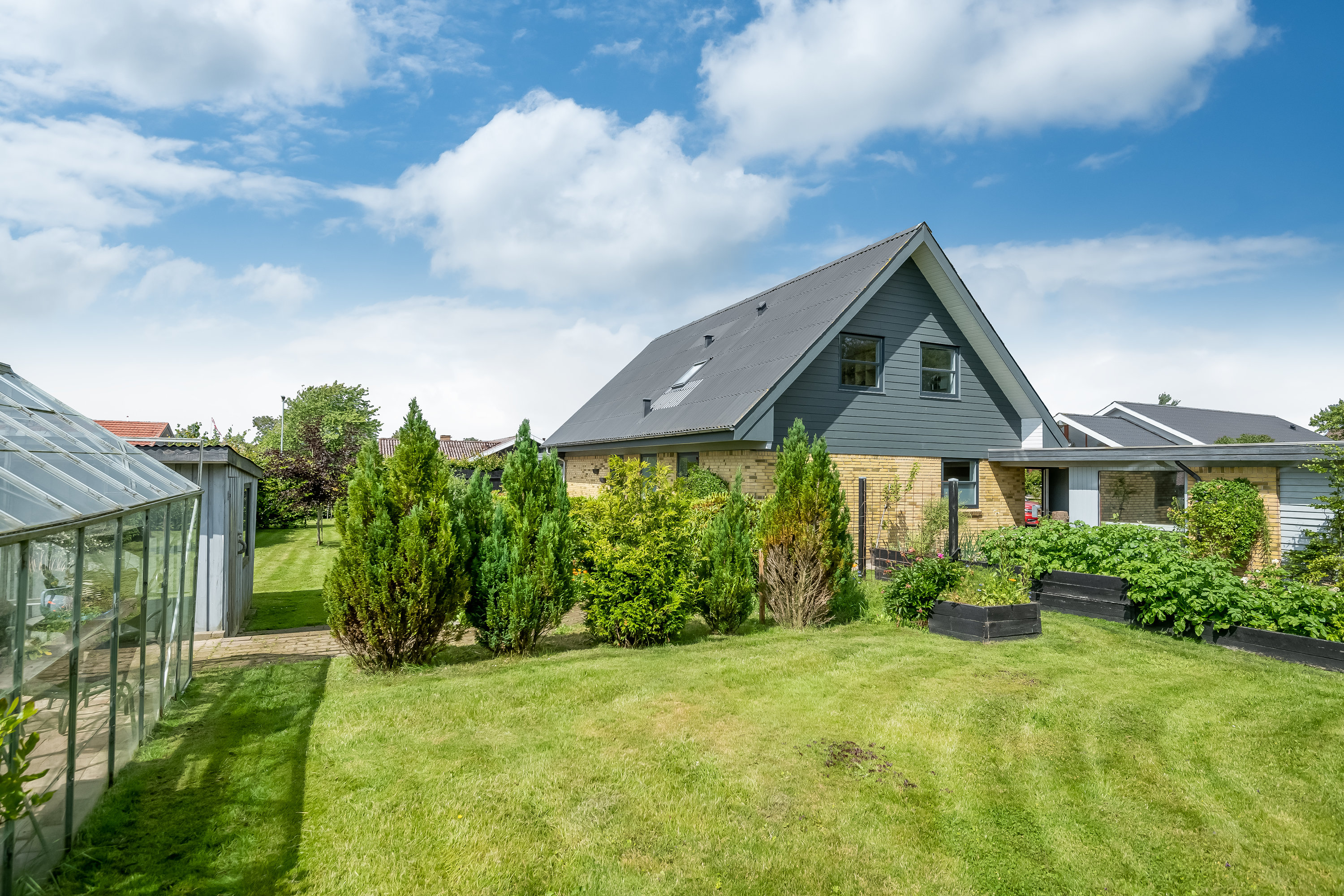 Fremhævet  billede i fuldskærmstilstand. Billede af Højlundsvej 55, 9750 Østervrå