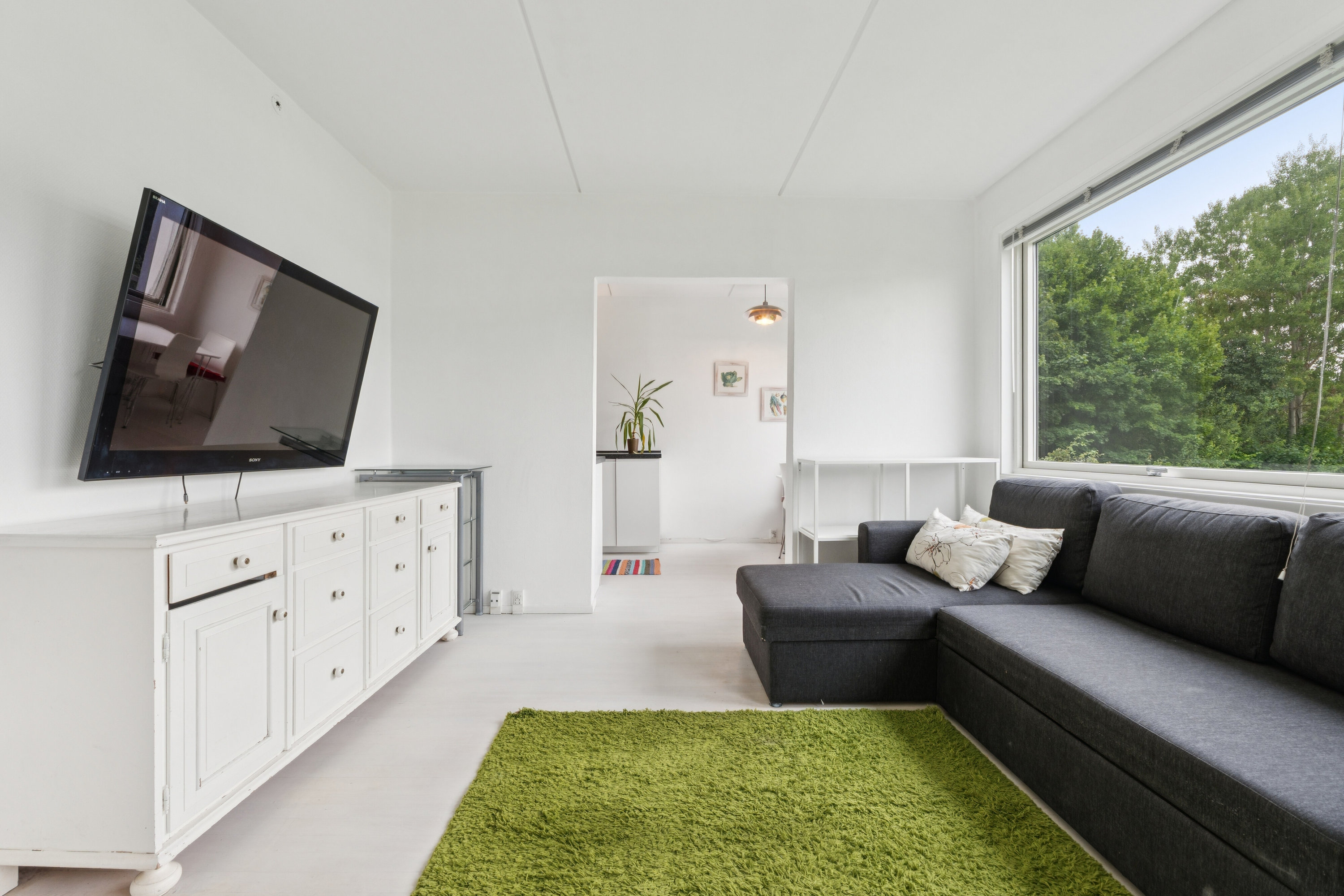 Miniaturebillede 1: stue. Billede af Langelunden 9, 1. mf., Niverød, 2990 Nivå