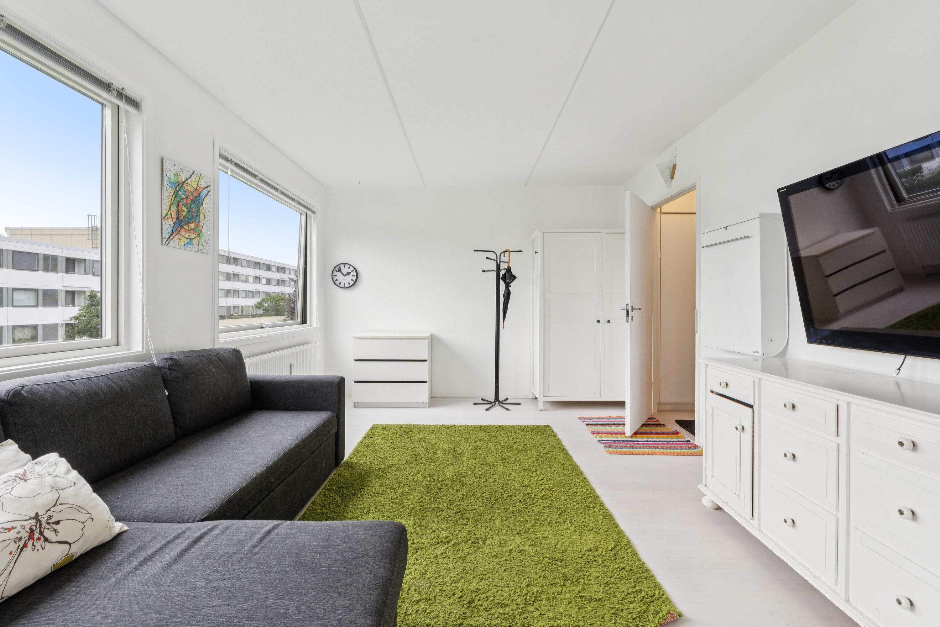 Fremhævet stue billede i fuldskærmstilstand. Billede af Langelunden 9, 1. mf., Niverød, 2990 Nivå