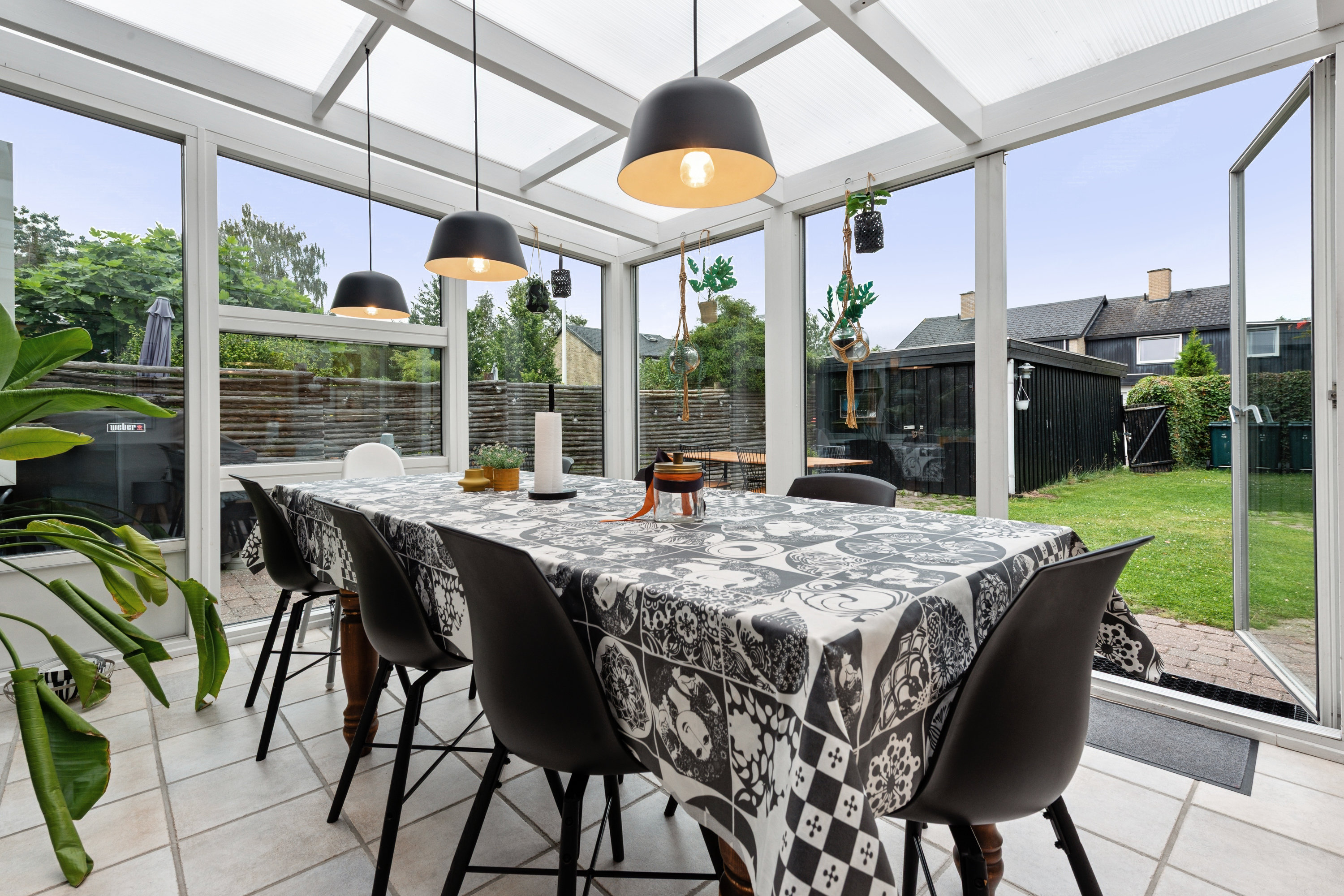 Fremhævet terrasse billede i fuldskærmstilstand. Billede af Højstens Boulevard 7, 2605 Brøndby