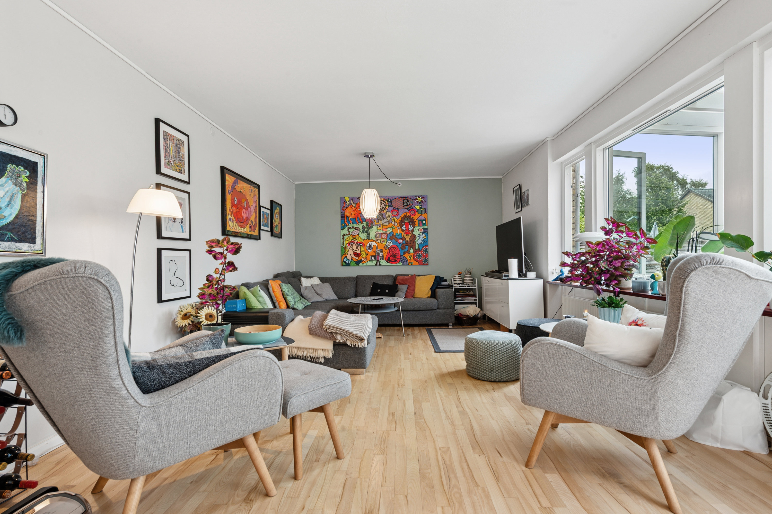 Fremhævet stue billede i fuldskærmstilstand. Billede af Højstens Boulevard 7, 2605 Brøndby