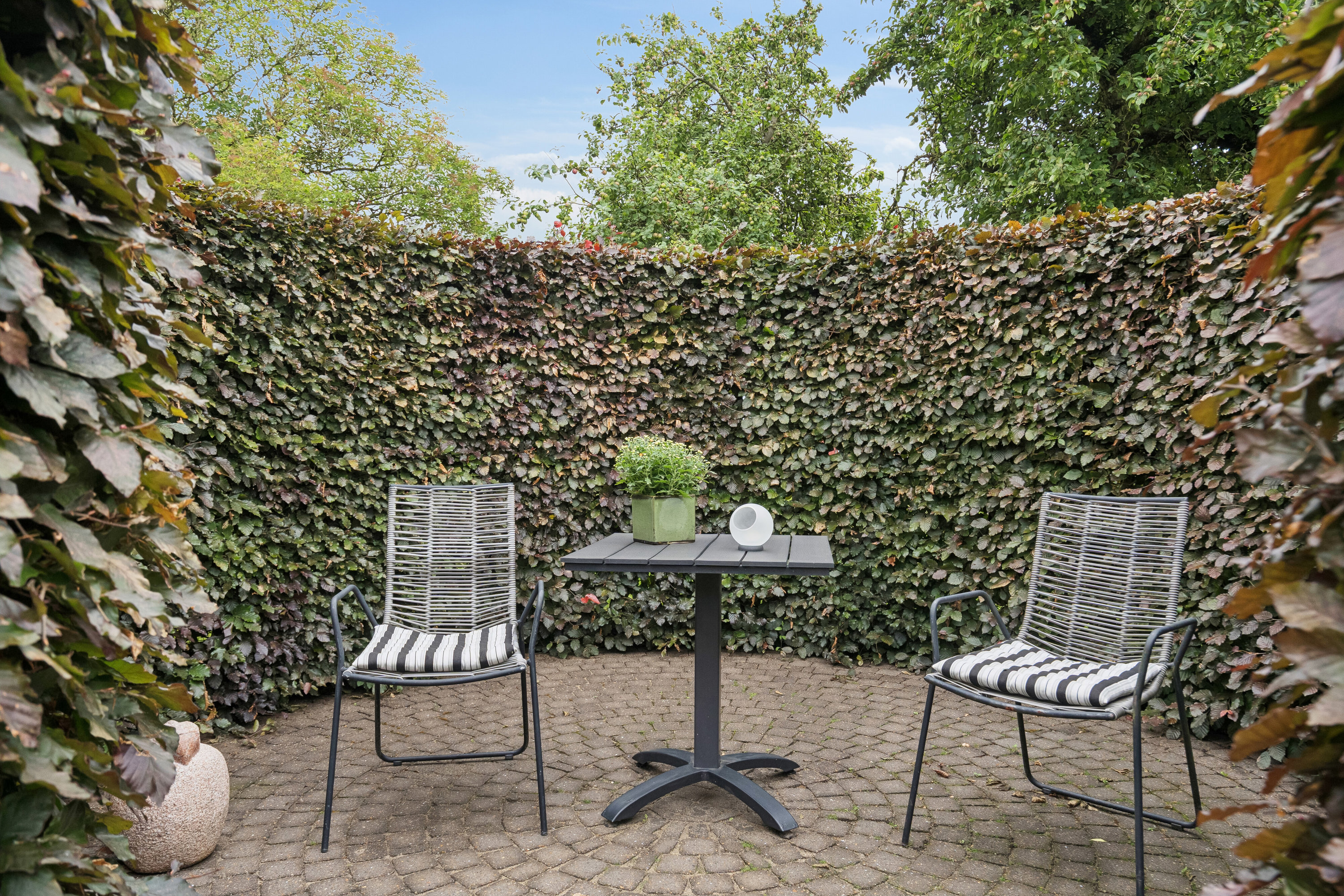 Fremhævet udendørs billede i fuldskærmstilstand. Billede af Aftensang 14, 6040 Egtved