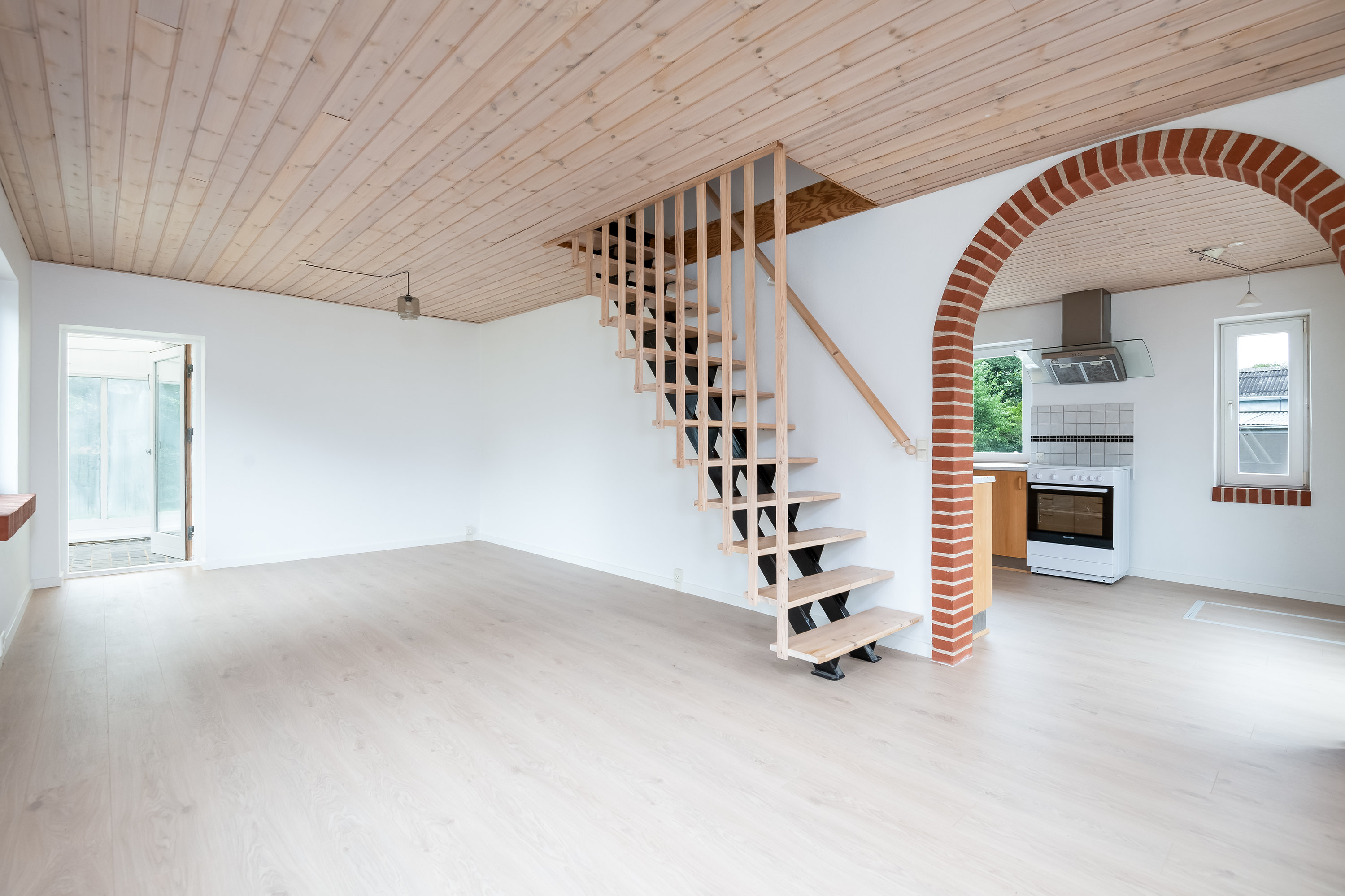 Fremhævet  billede i fuldskærmstilstand. Billede af Kirkestien 5, 9830 Tårs