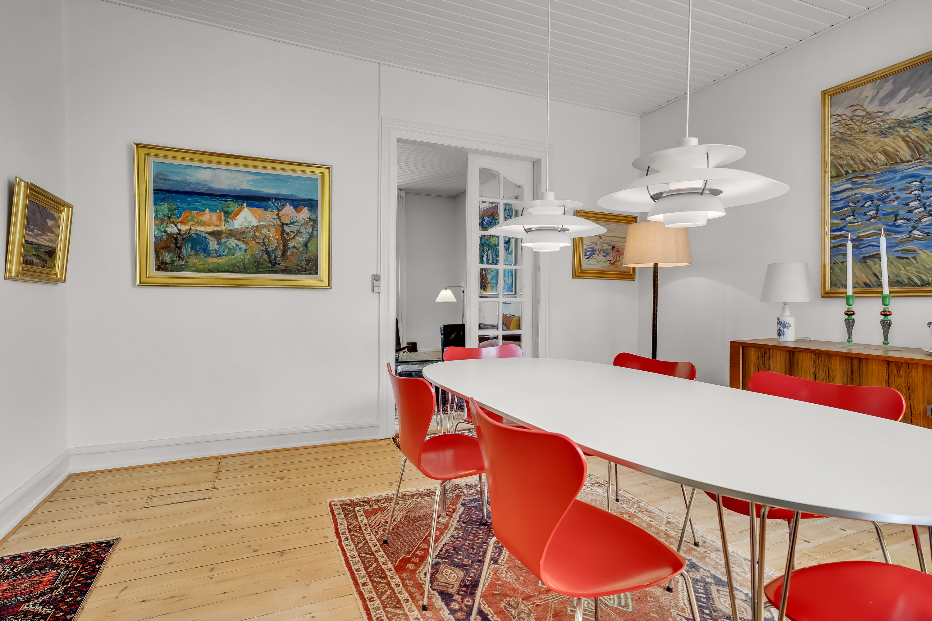 Fremhævet stue billede i fuldskærmstilstand. Billede af Kongensgade 36, 4800 Nykøbing F