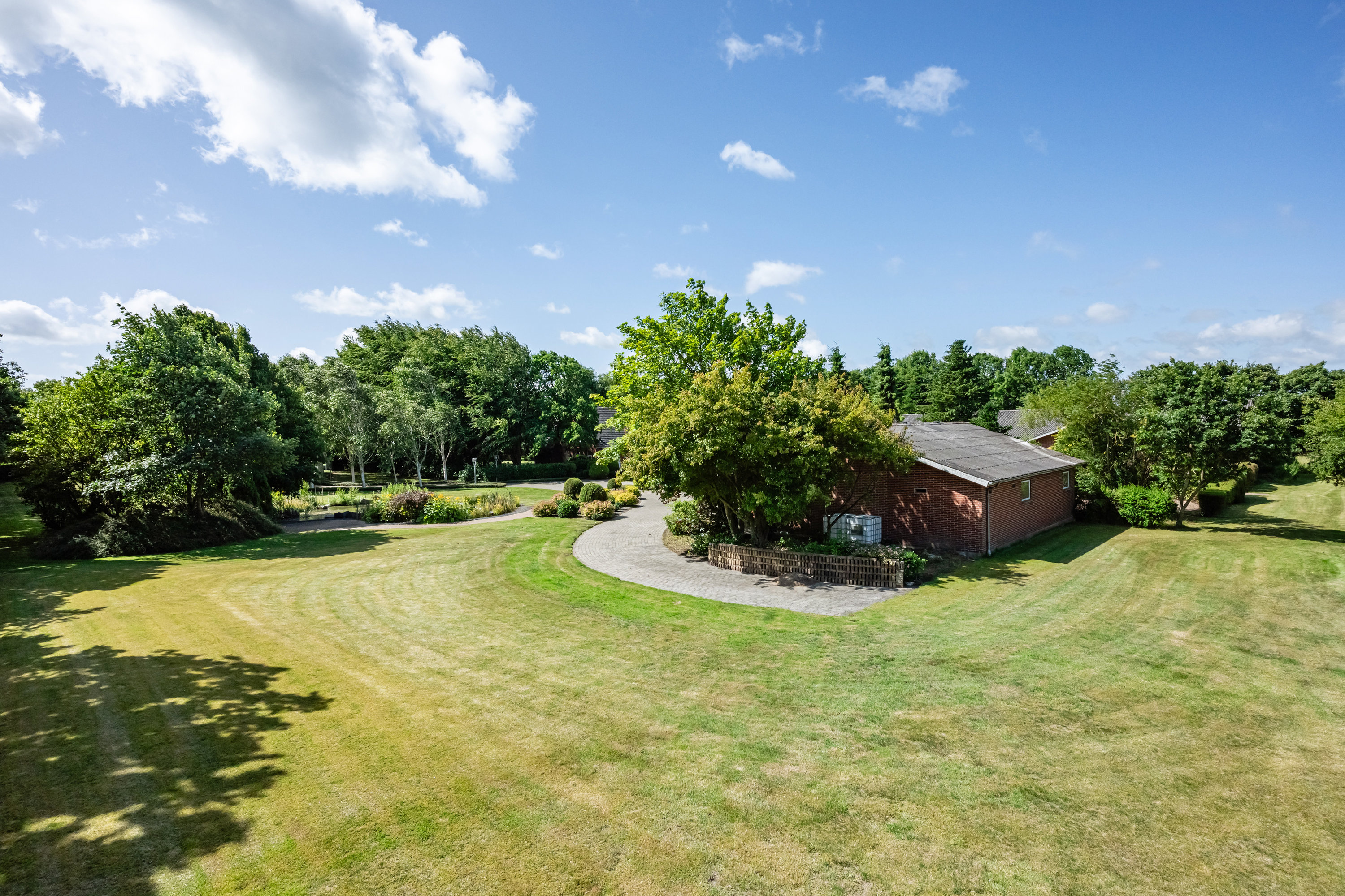 Fremhævet ejendommen billede i fuldskærmstilstand. Billede af Smedegårdvej 11, Tvis, 7500 Holstebro