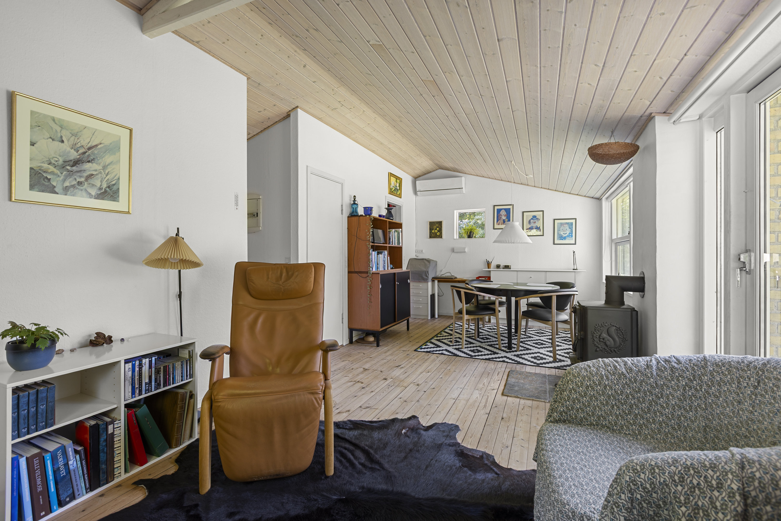 Fremhævet stue billede i fuldskærmstilstand. Billede af Saltbæklund 2, 4400 Kalundborg