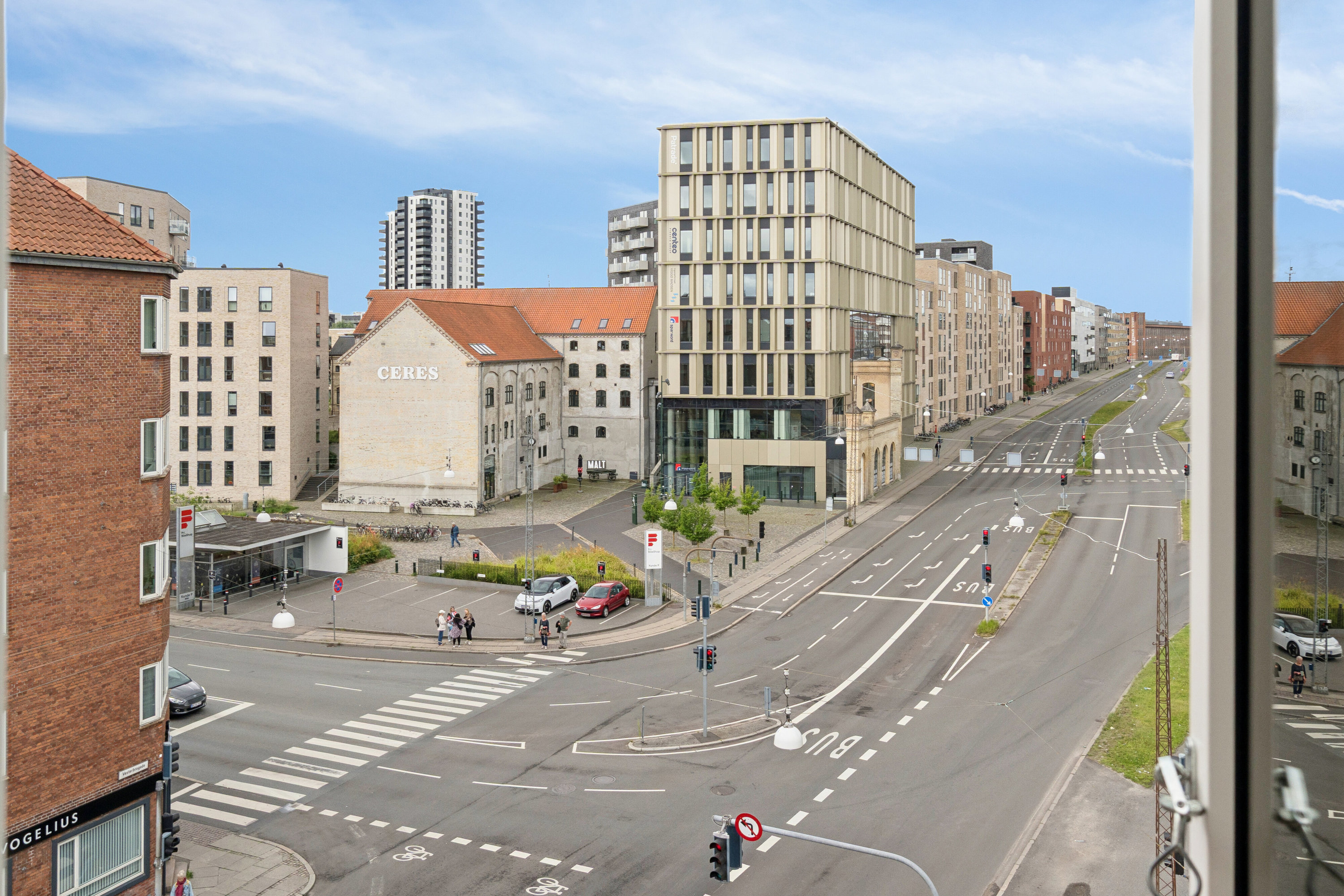 Fremhævet facade billede i fuldskærmstilstand. Billede af Vesterbrogade 36, 4., 8000 Aarhus C