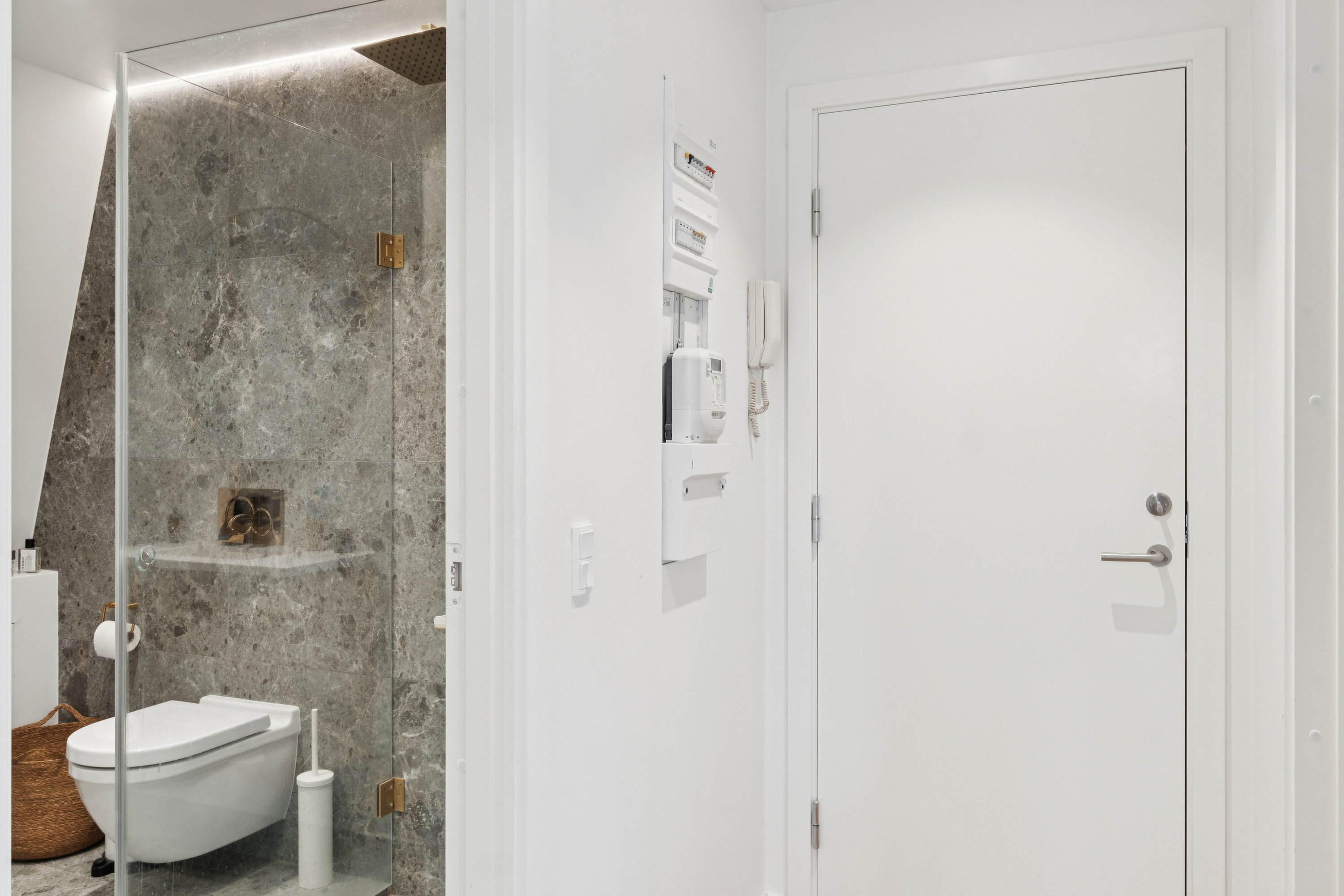 Fremhævet badeværelse billede i fuldskærmstilstand. Billede af Vesterbrogade 36, 4., 8000 Aarhus C