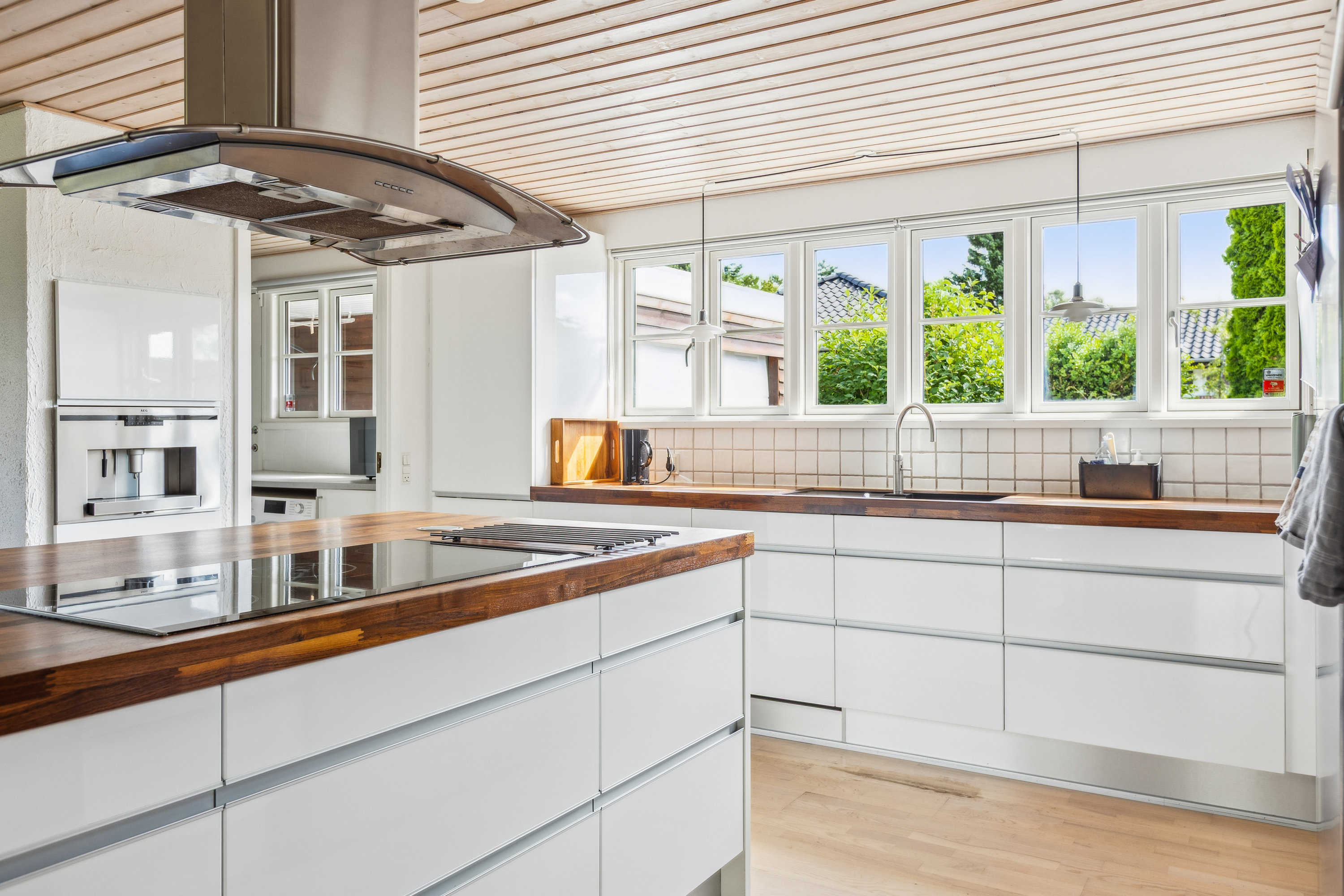 Fremhævet køkken billede i fuldskærmstilstand. Billede af Kronhjortløkken 244, Korup, 5210 Odense NV