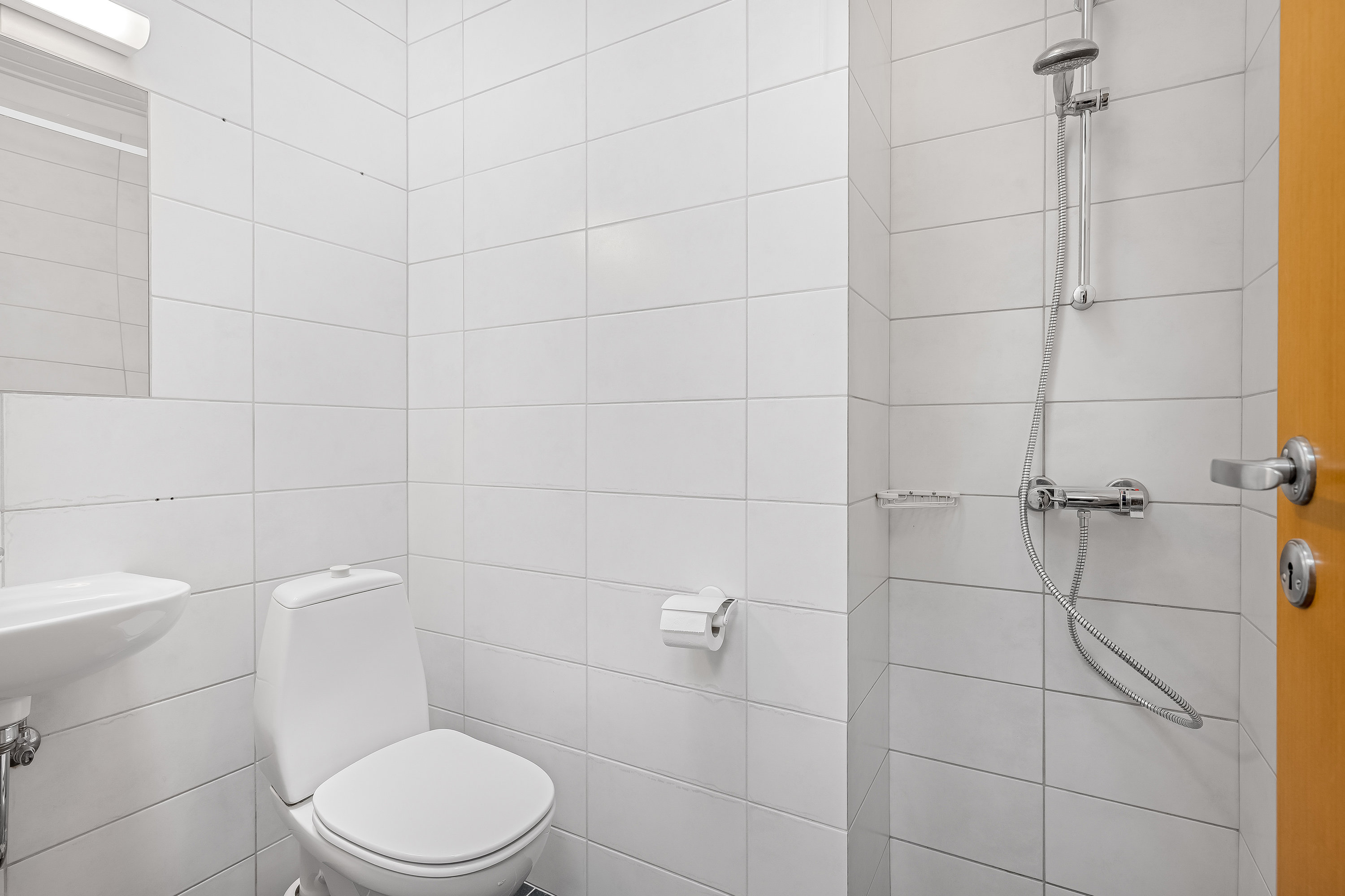 Fremhævet badeværelse billede i fuldskærmstilstand. Billede af Klitrosevej 19, 7500 Holstebro