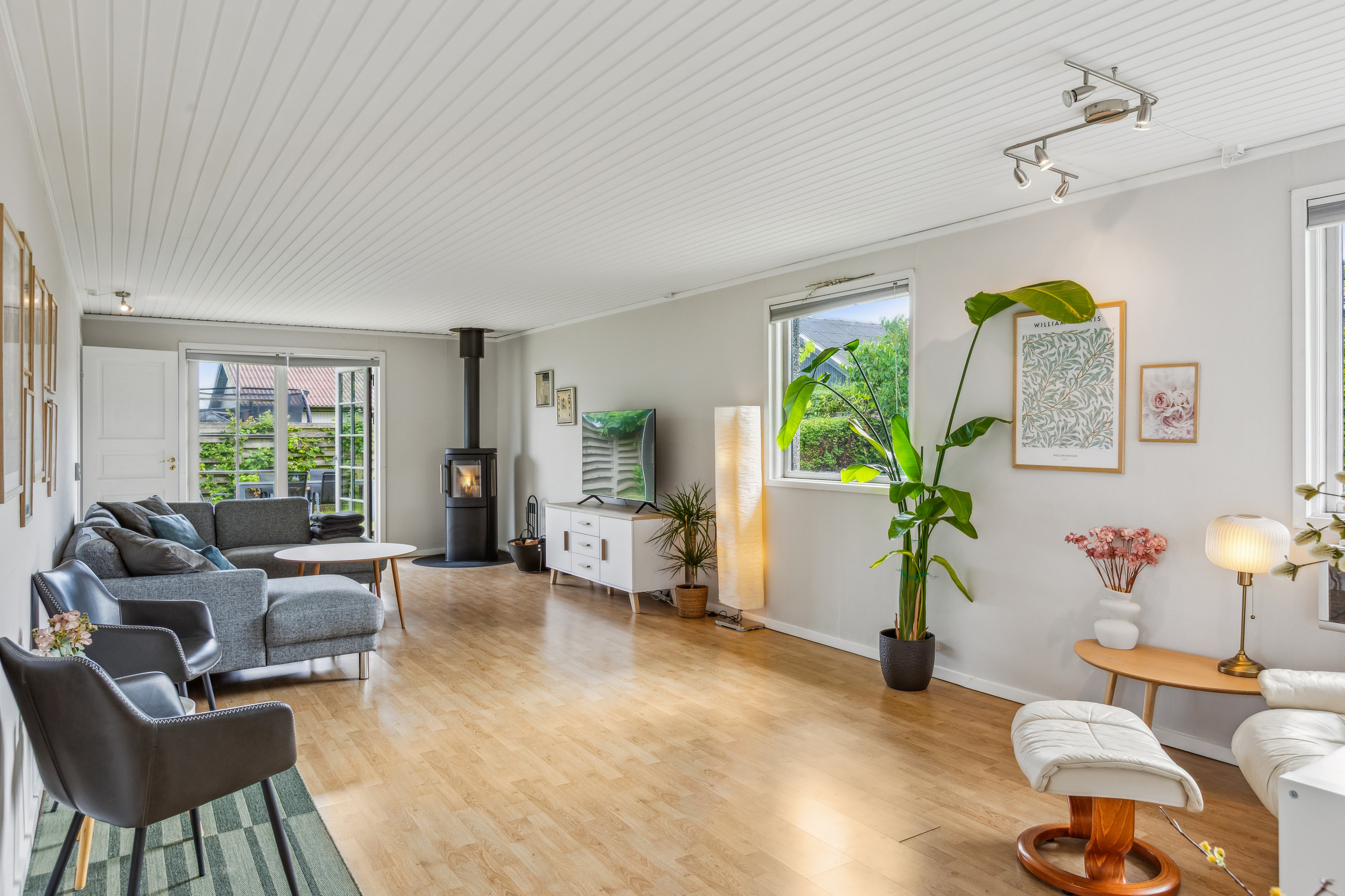 Fremhævet stue billede i fuldskærmstilstand. Billede af Pretoria Alle 16, 2770 Kastrup