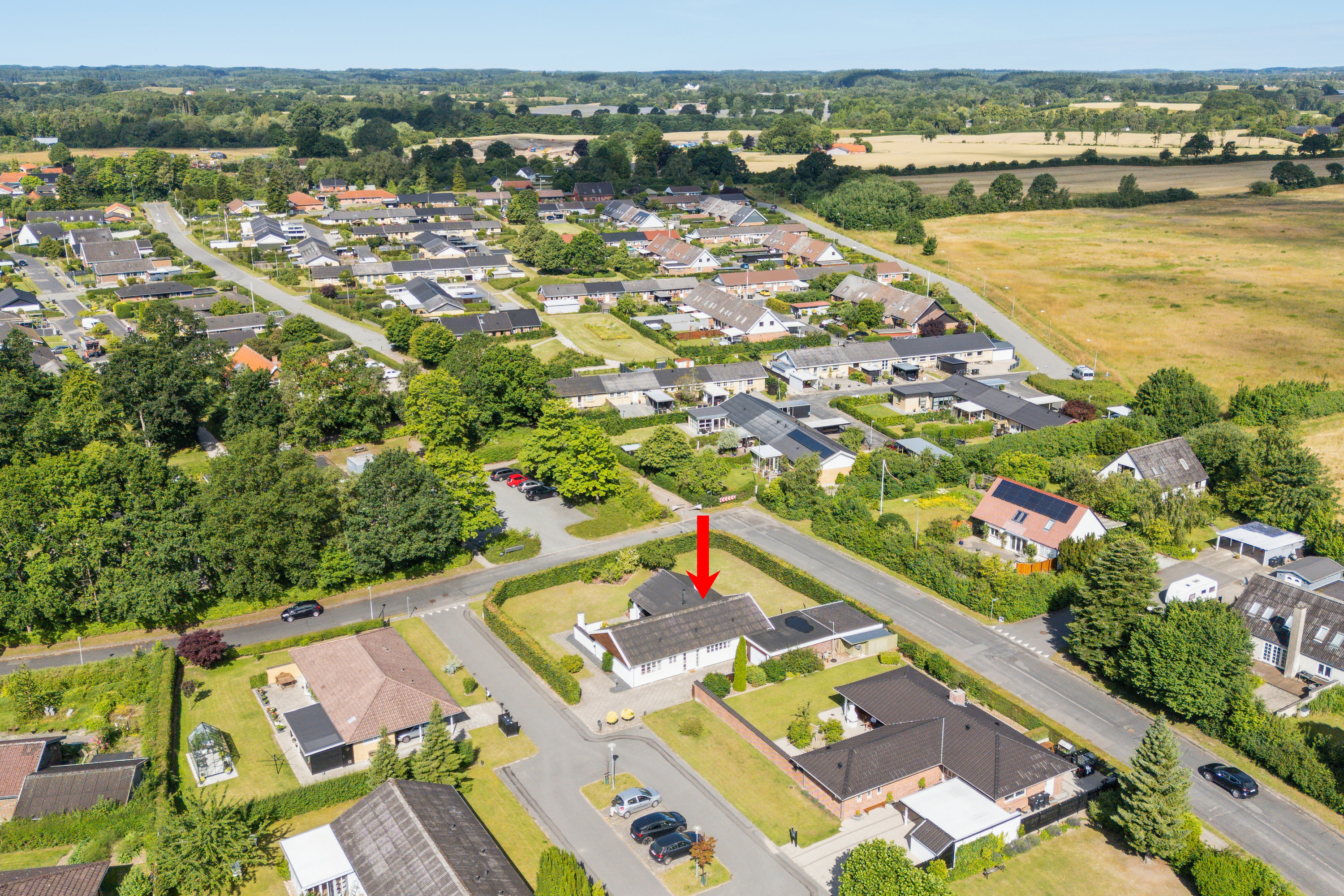Fremhævet luftfoto billede i fuldskærmstilstand. Billede af Kronhjortløkken 244, Korup, 5210 Odense NV