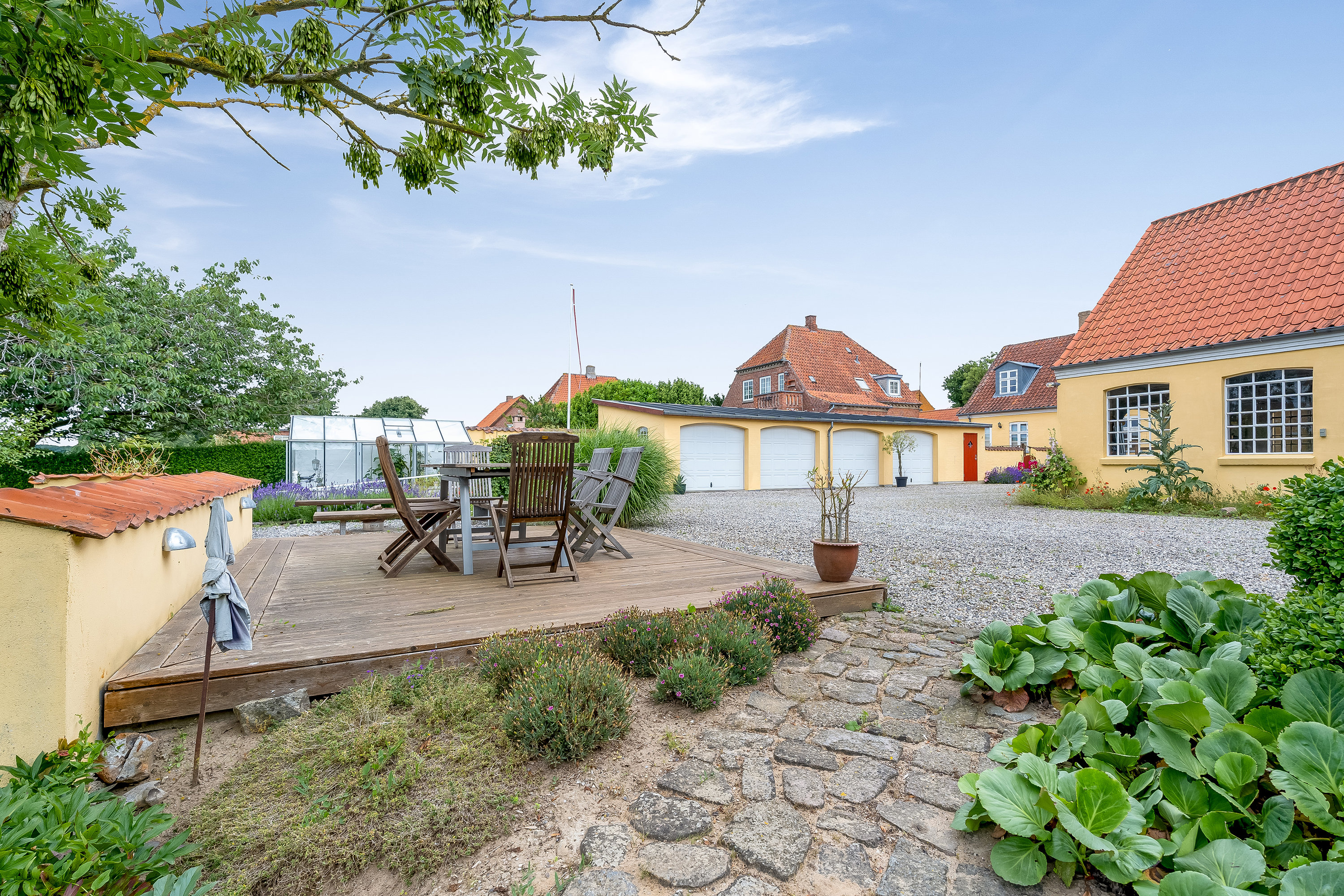 Fremhævet terrasse billede i fuldskærmstilstand. Billede af Adelgade 4B og 4A, 4880 Nysted