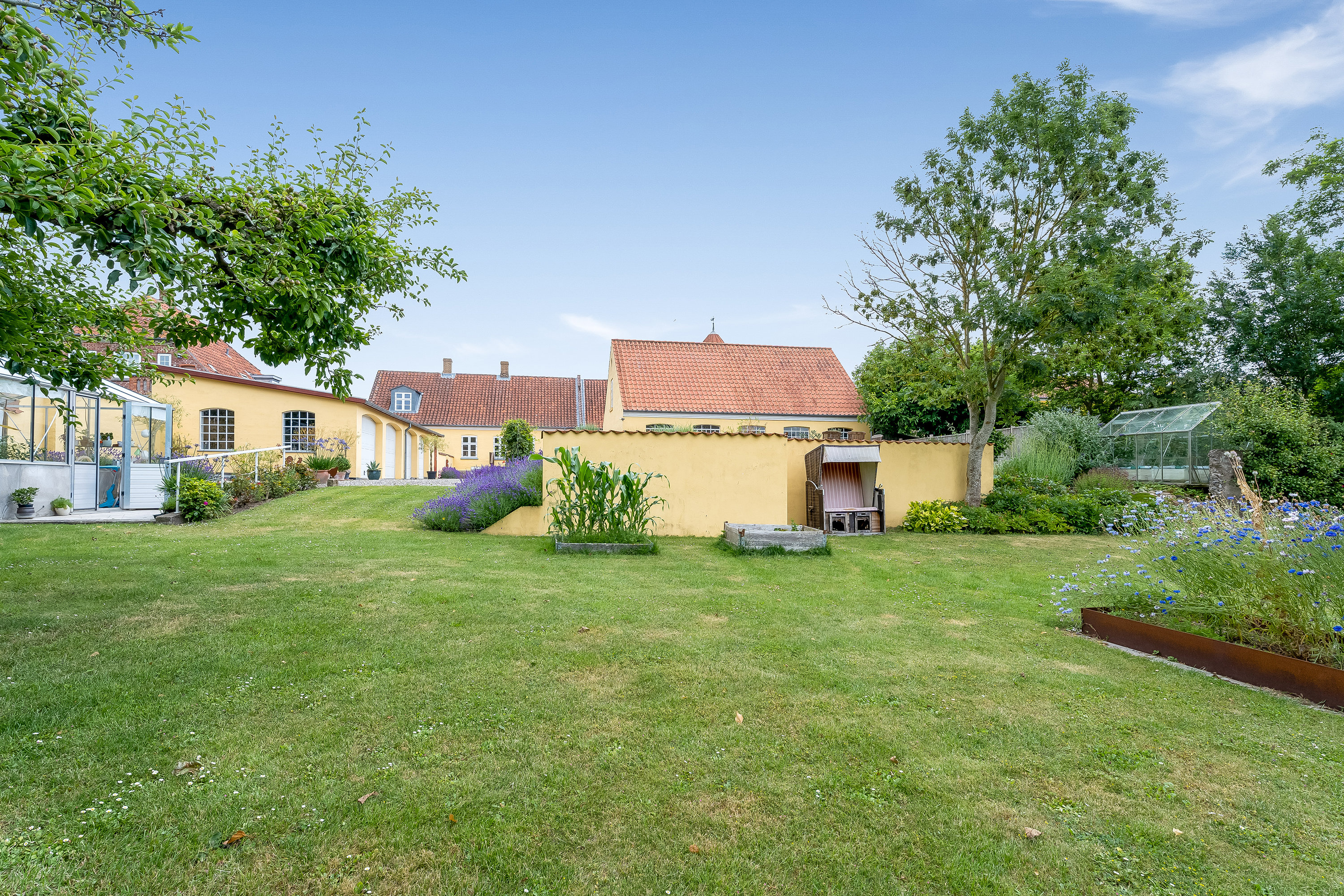 Fremhævet have billede i fuldskærmstilstand. Billede af Adelgade 4B og 4A, 4880 Nysted