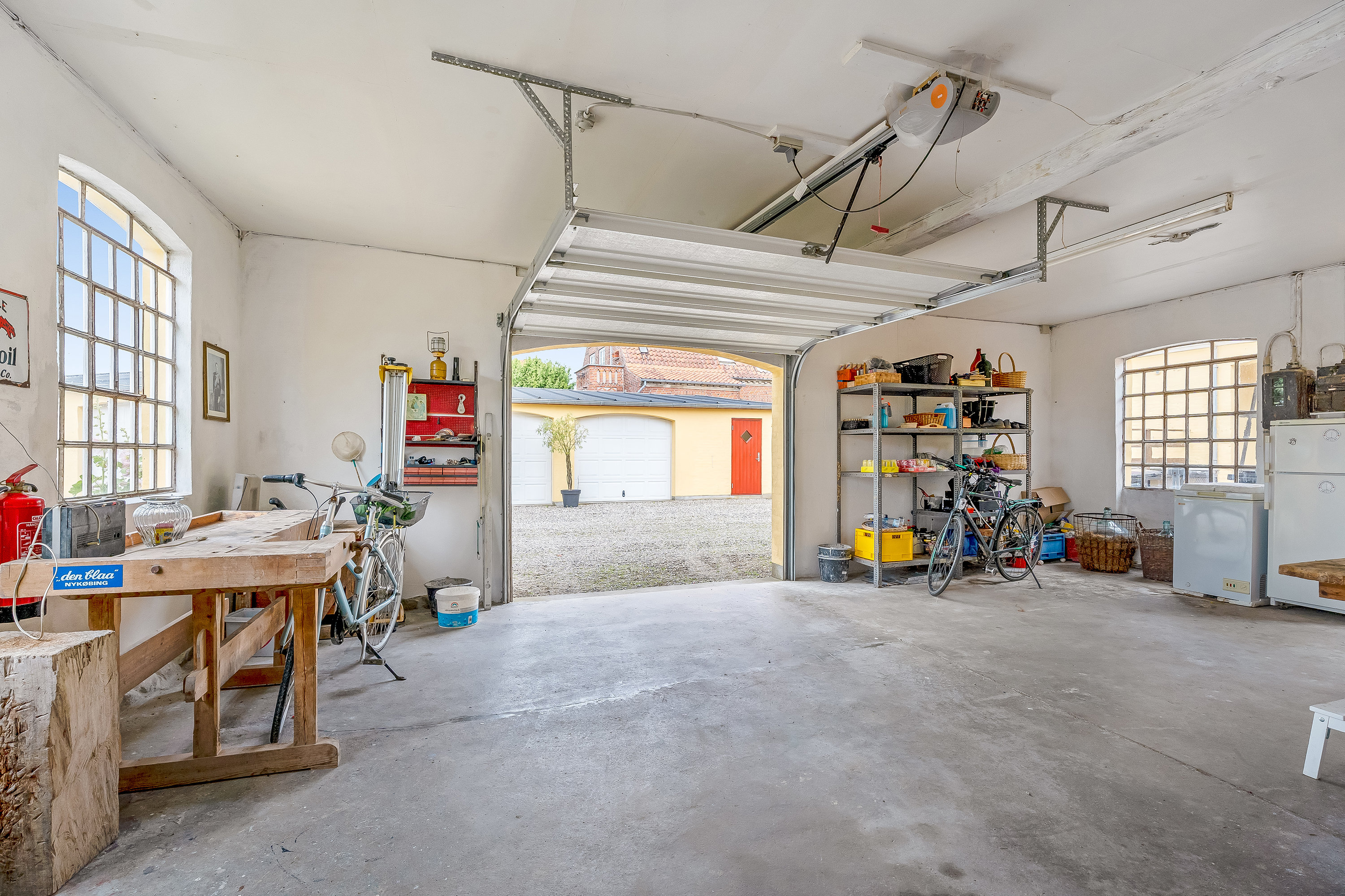 Fremhævet garage billede i fuldskærmstilstand. Billede af Adelgade 4B og 4A, 4880 Nysted