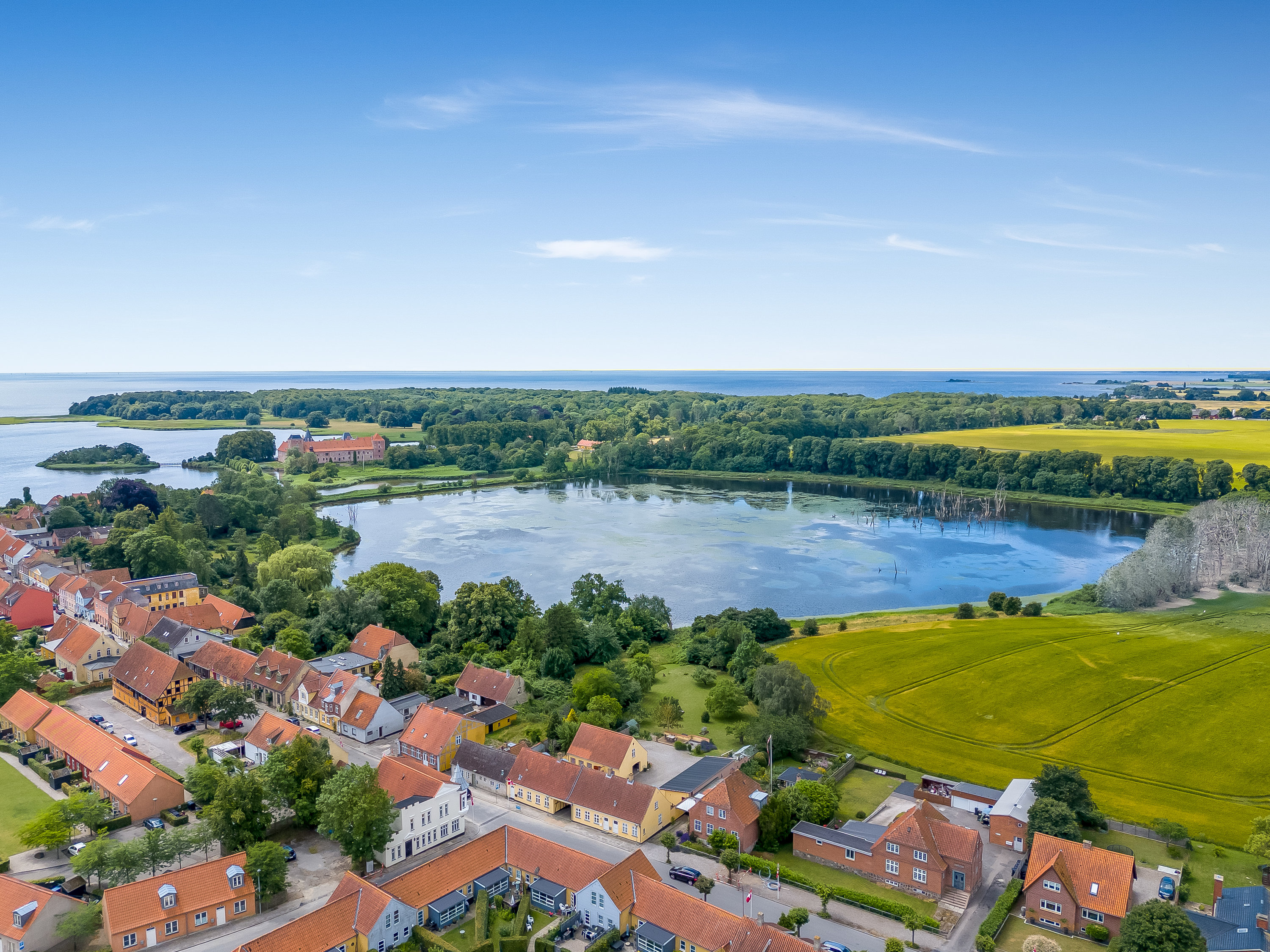 Fremhævet luftfoto billede i fuldskærmstilstand. Billede af Adelgade 4B og 4A, 4880 Nysted