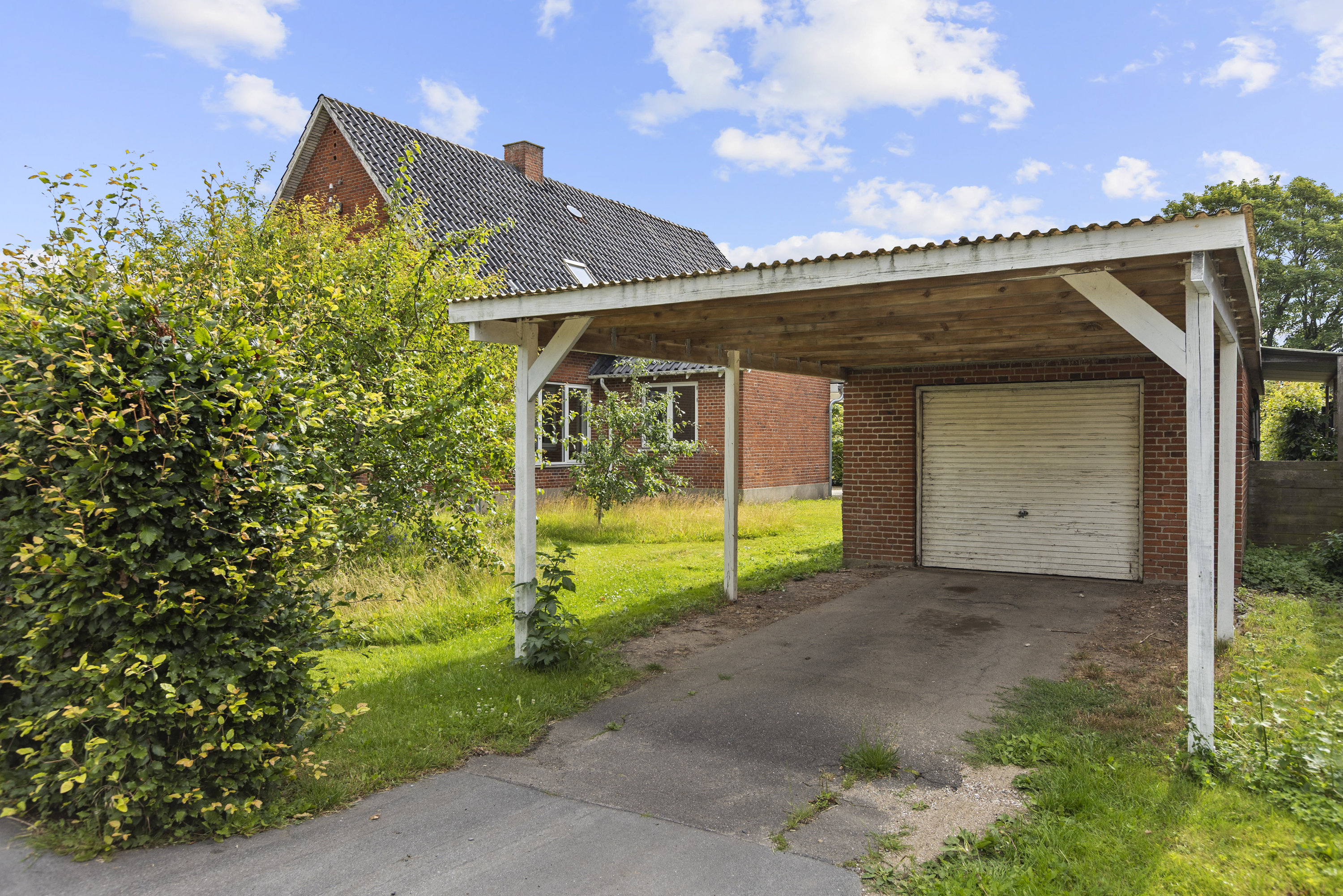 Fremhævet garage billede i fuldskærmstilstand. Billede af Skolevej 3, 4490 Jerslev Sjælland