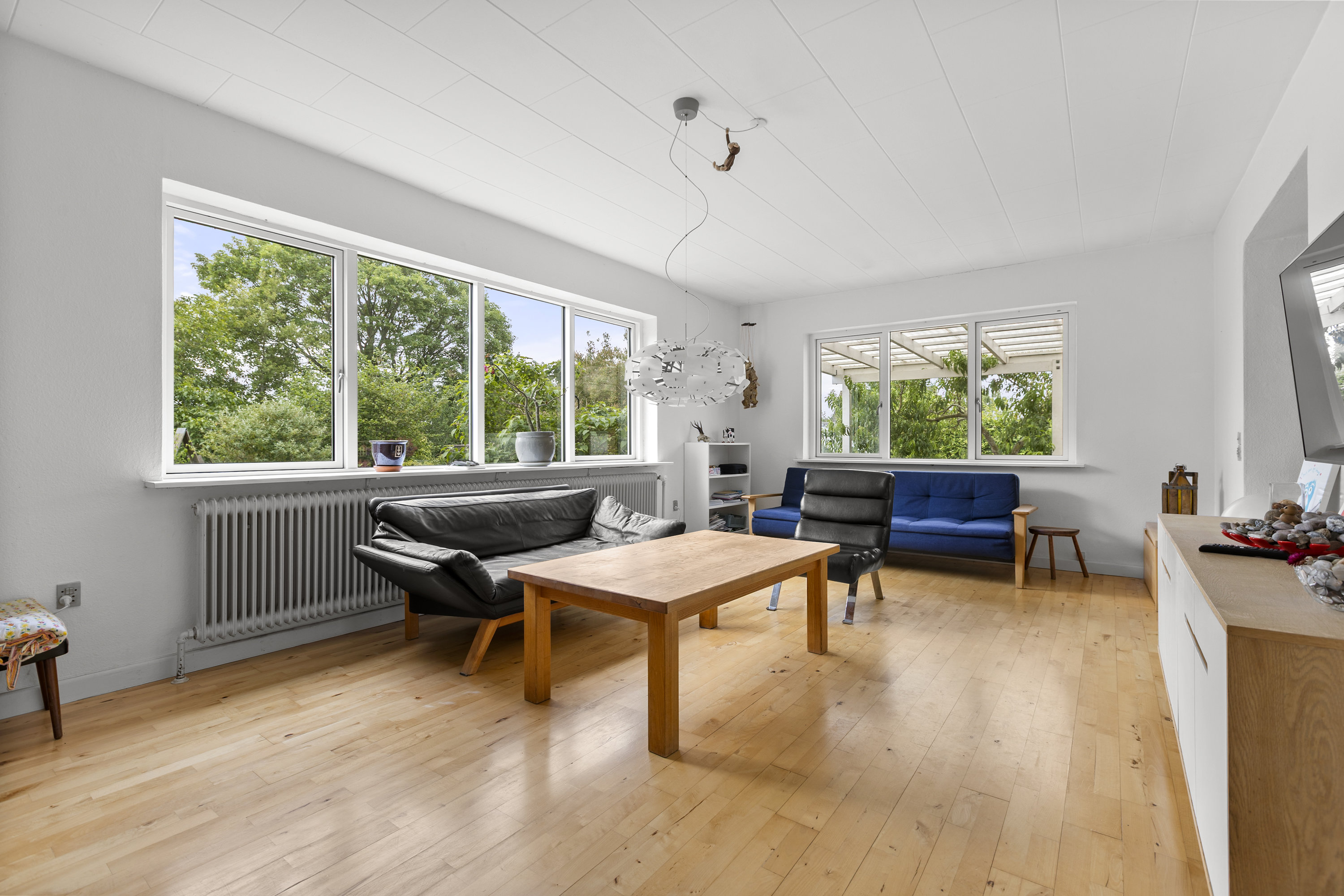 Fremhævet stue billede i fuldskærmstilstand. Billede af Skolevej 3, 4490 Jerslev Sjælland