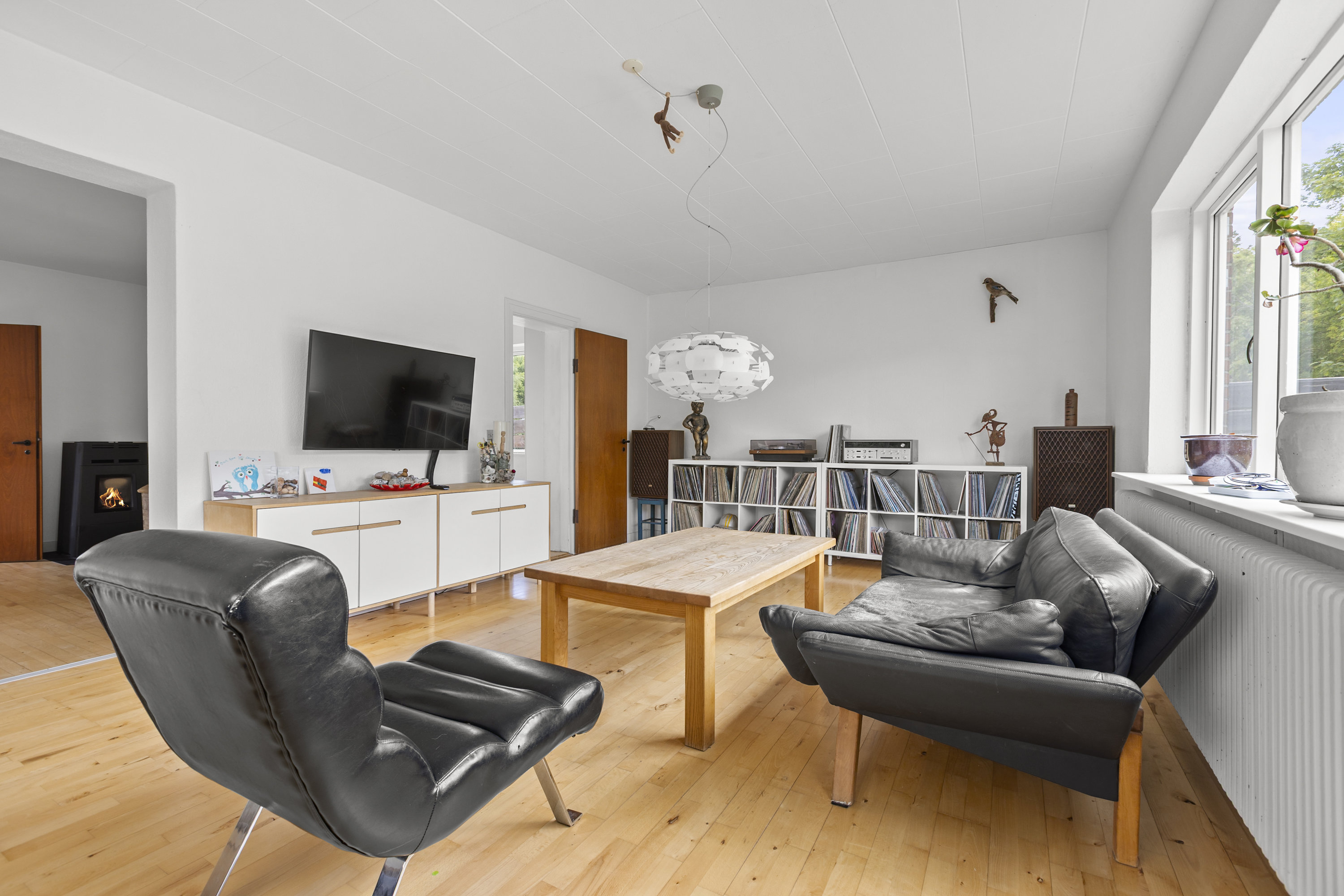 Fremhævet stue billede i fuldskærmstilstand. Billede af Skolevej 3, 4490 Jerslev Sjælland