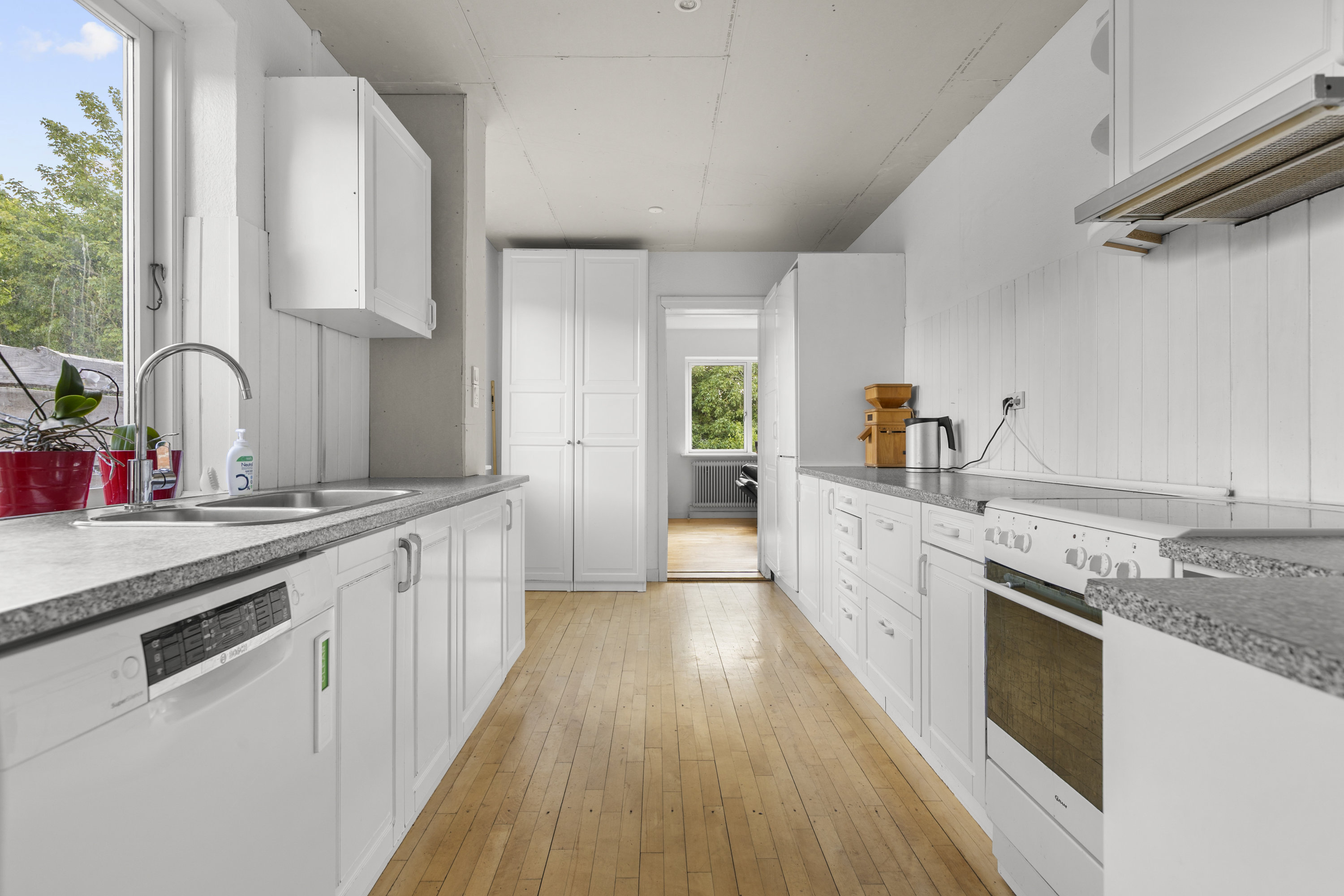 Fremhævet køkken billede i fuldskærmstilstand. Billede af Skolevej 3, 4490 Jerslev Sjælland