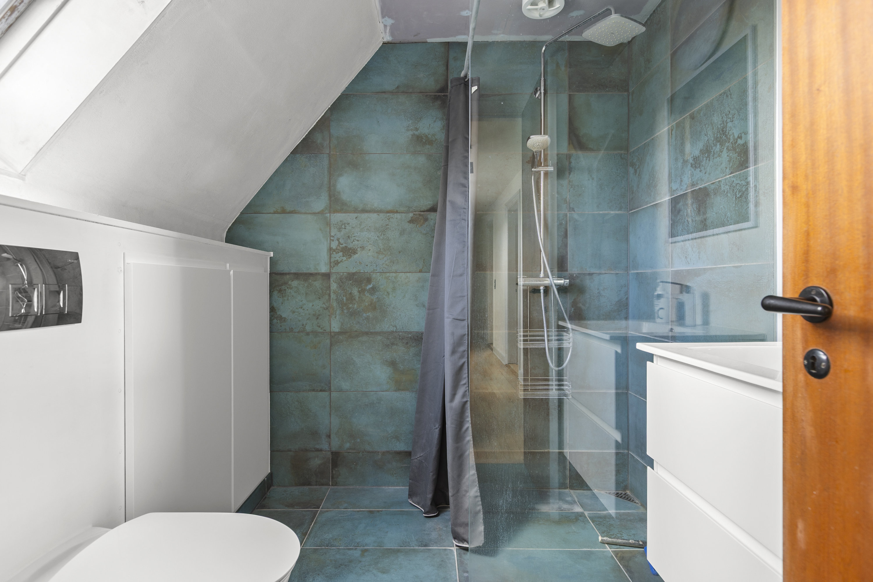 Fremhævet badeværelse billede i fuldskærmstilstand. Billede af Skolevej 3, 4490 Jerslev Sjælland