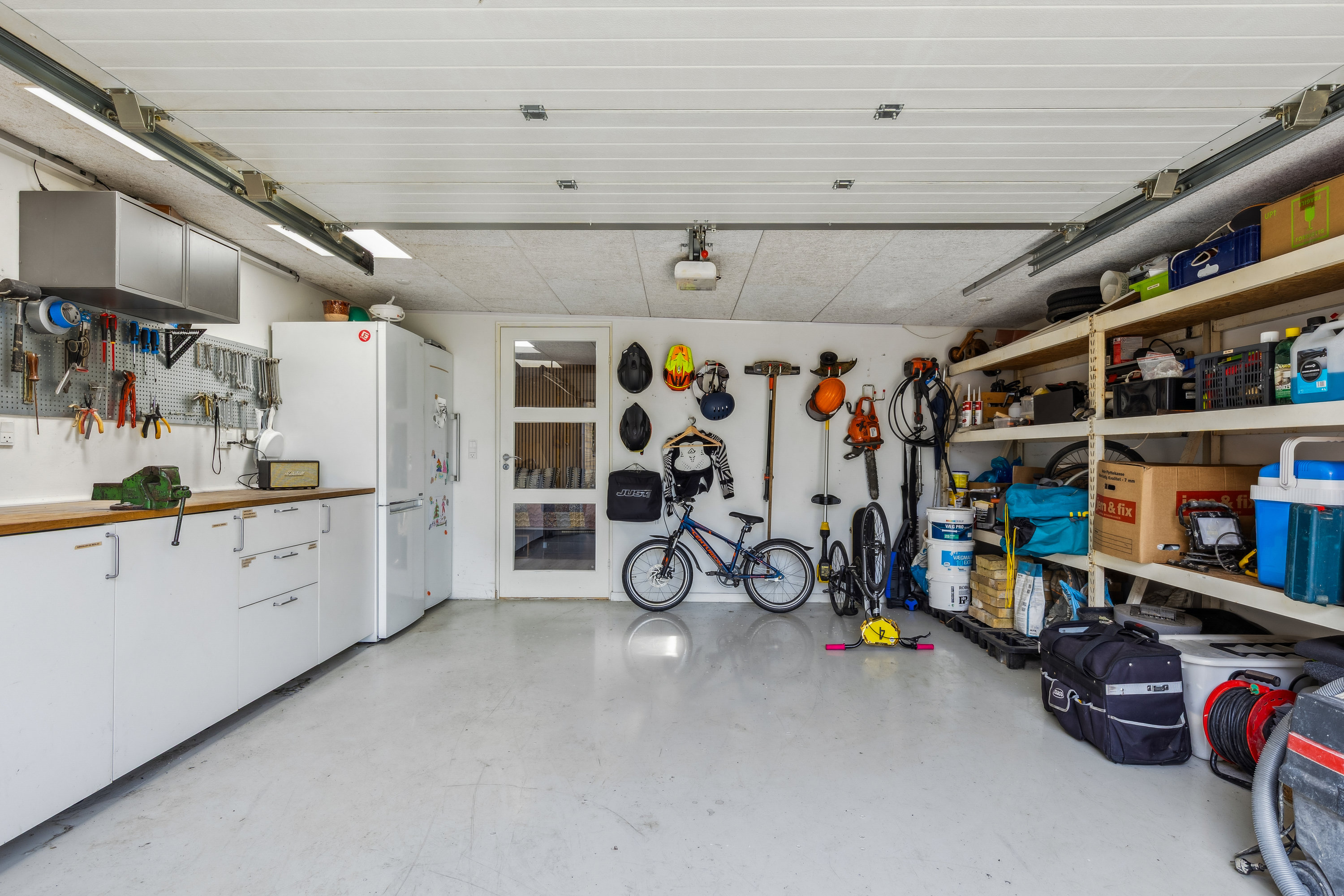 Fremhævet garage billede i fuldskærmstilstand. Billede af Sejetvej 9 og 11, Skjold, 7130 Juelsminde