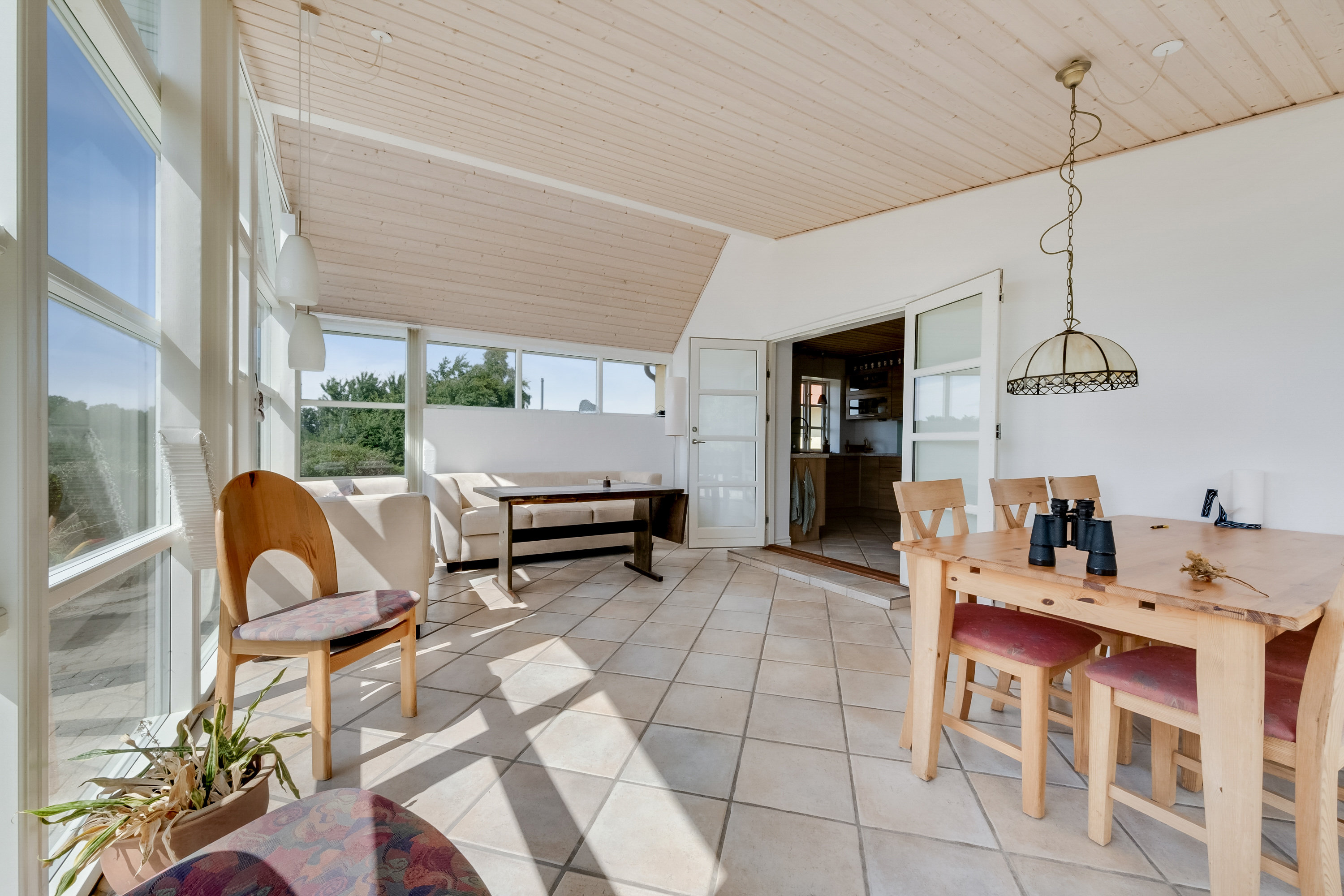 Fremhævet udestue billede i fuldskærmstilstand. Billede af Lundsgårdvej 5, Reveldrup, 5400 Bogense