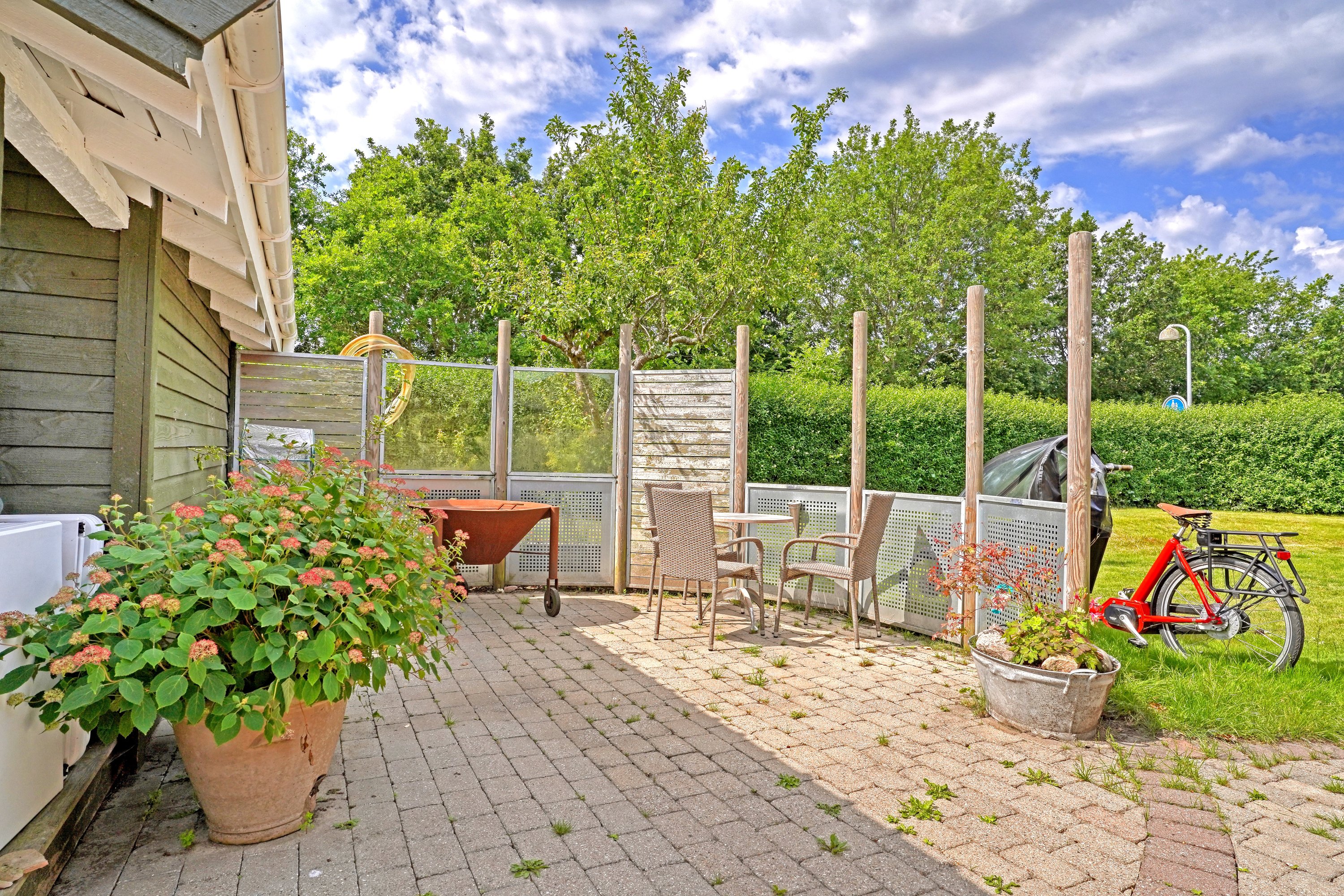 Fremhævet terrasse billede i fuldskærmstilstand. Billede af Mølleengen 2, 3550 Slangerup