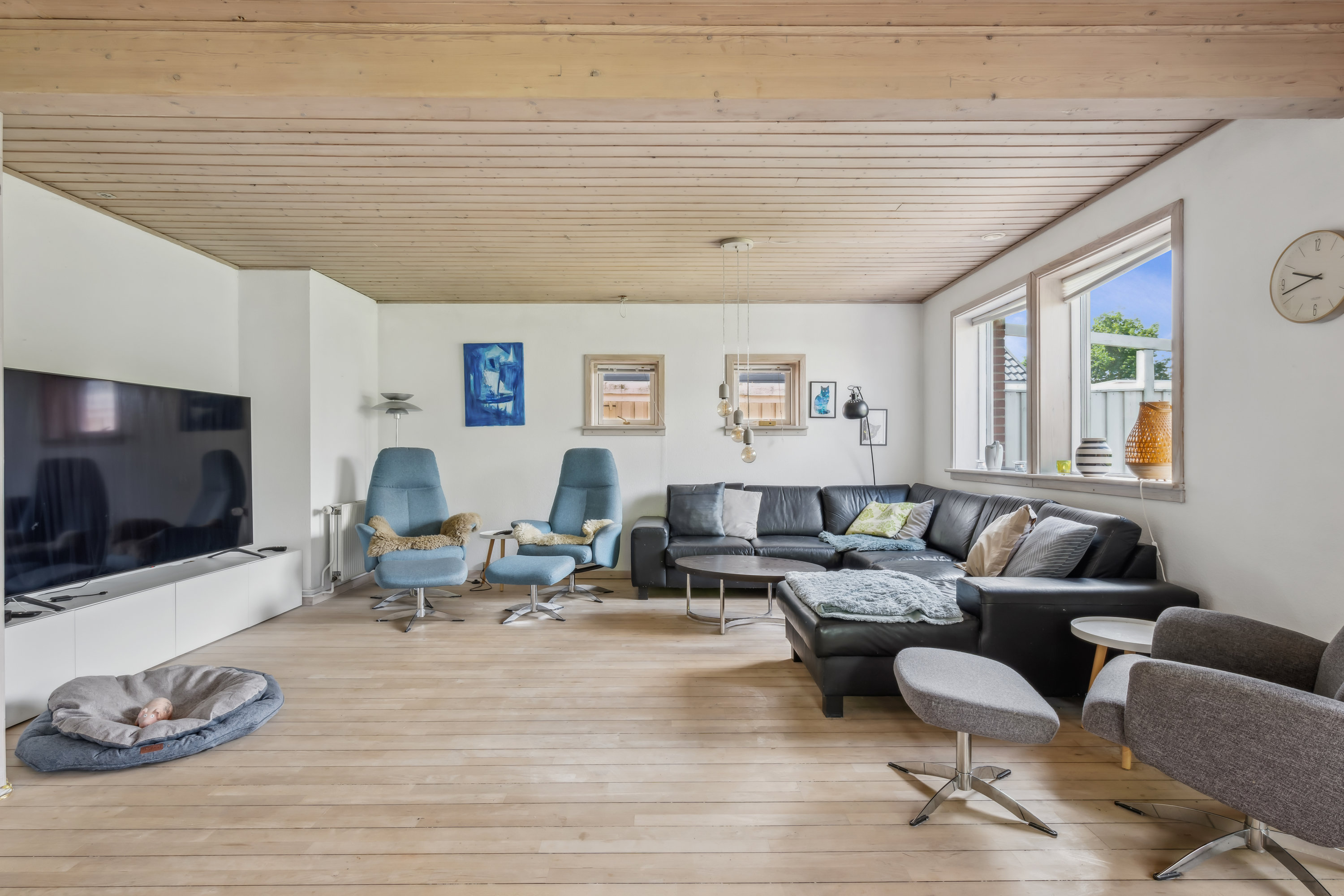 Fremhævet stue billede i fuldskærmstilstand. Billede af Søvej 126, 2791 Dragør