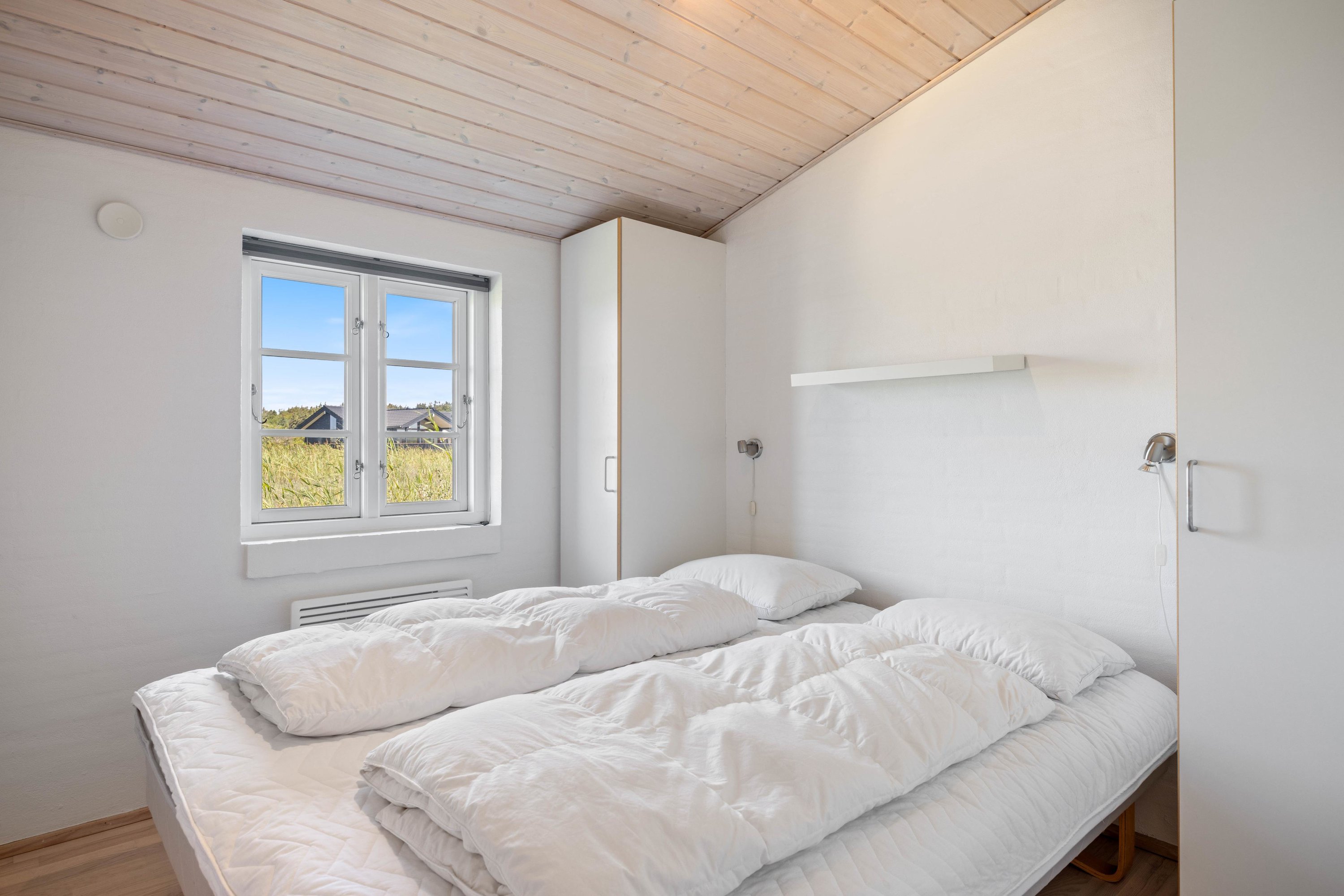 Fremhævet  billede i fuldskærmstilstand. Billede af Tingodden 226, Aargab, 6960 Hvide Sande