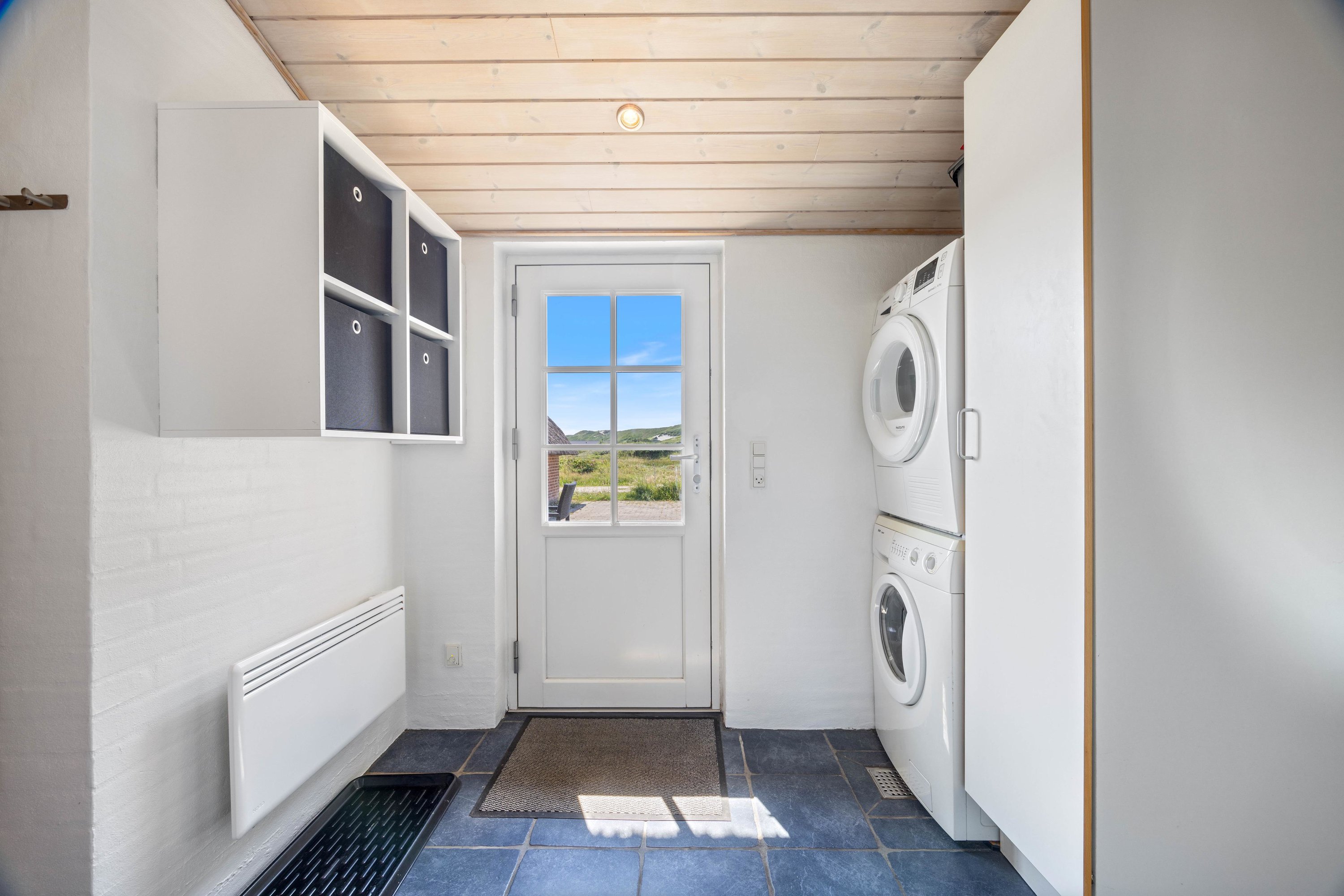 Fremhævet  billede i fuldskærmstilstand. Billede af Tingodden 226, Aargab, 6960 Hvide Sande