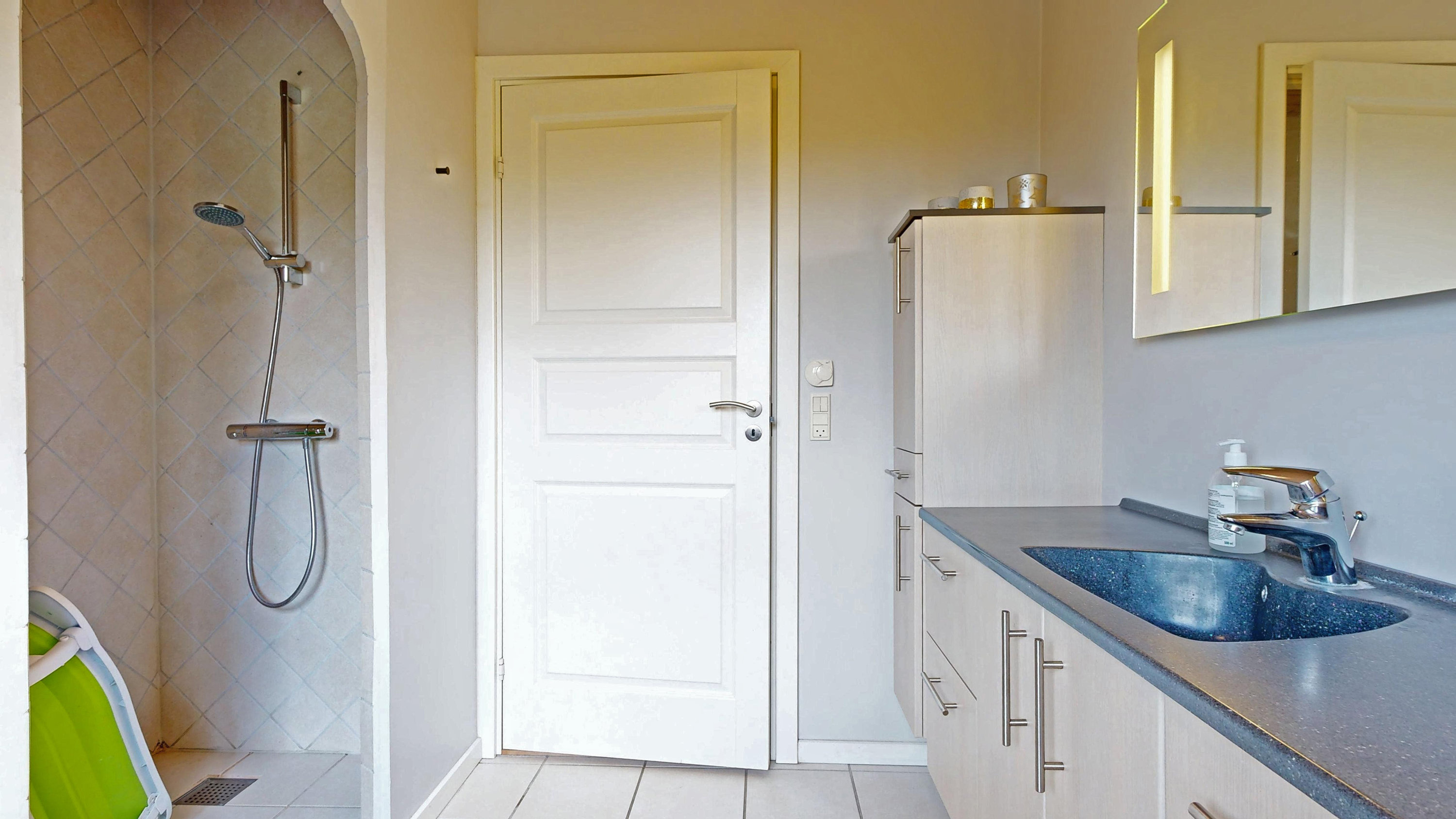 Fremhævet  billede i fuldskærmstilstand. Billede af Tulipanvænget 1, Hammershøj, 8830 Tjele