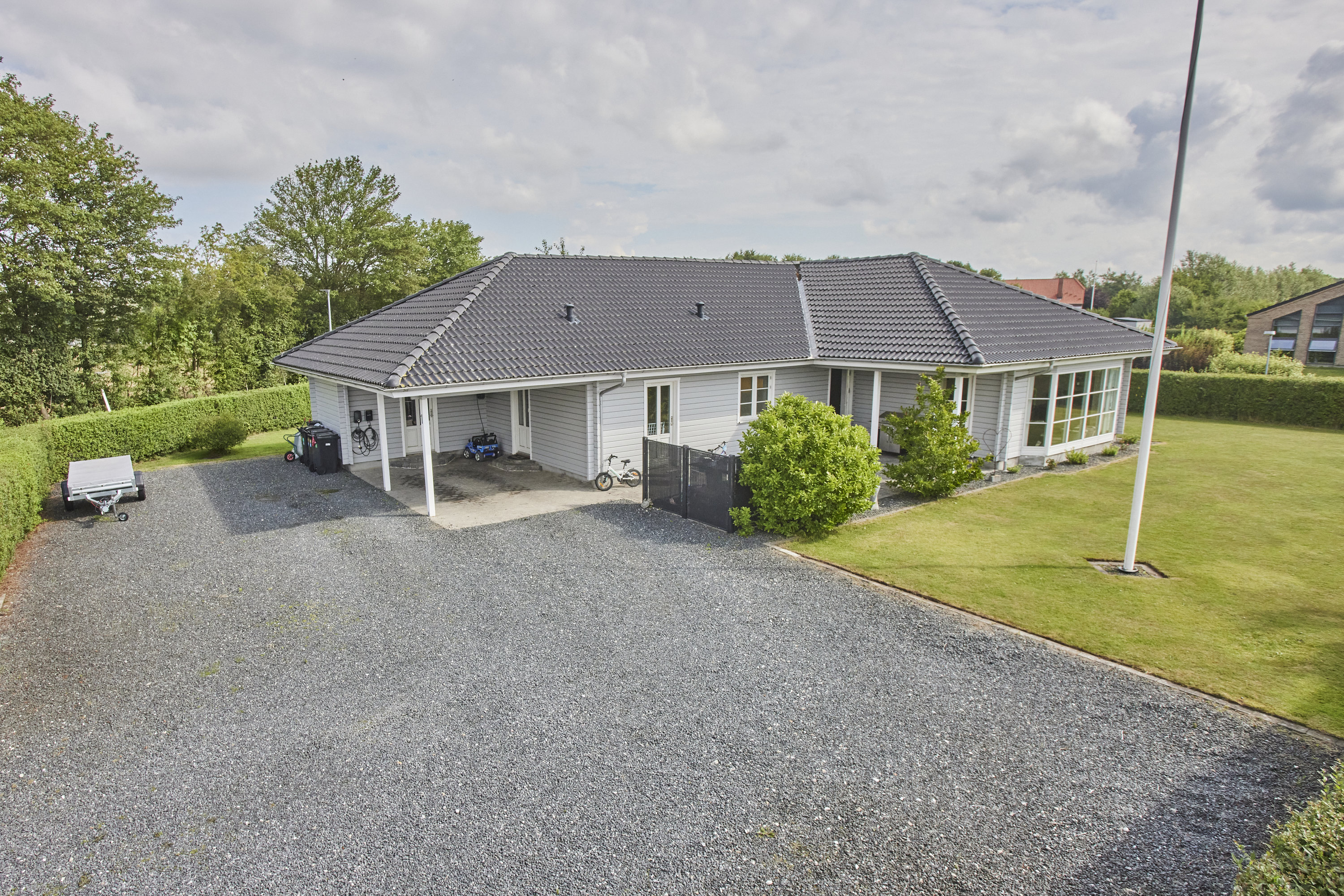 Fremhævet  billede i fuldskærmstilstand. Billede af Tulipanvænget 1, Hammershøj, 8830 Tjele