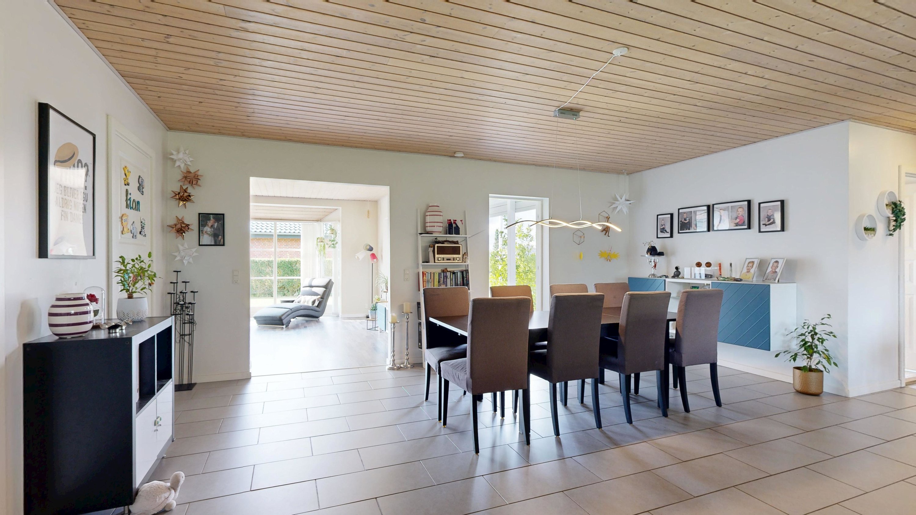 Fremhævet  billede i fuldskærmstilstand. Billede af Tulipanvænget 1, Hammershøj, 8830 Tjele